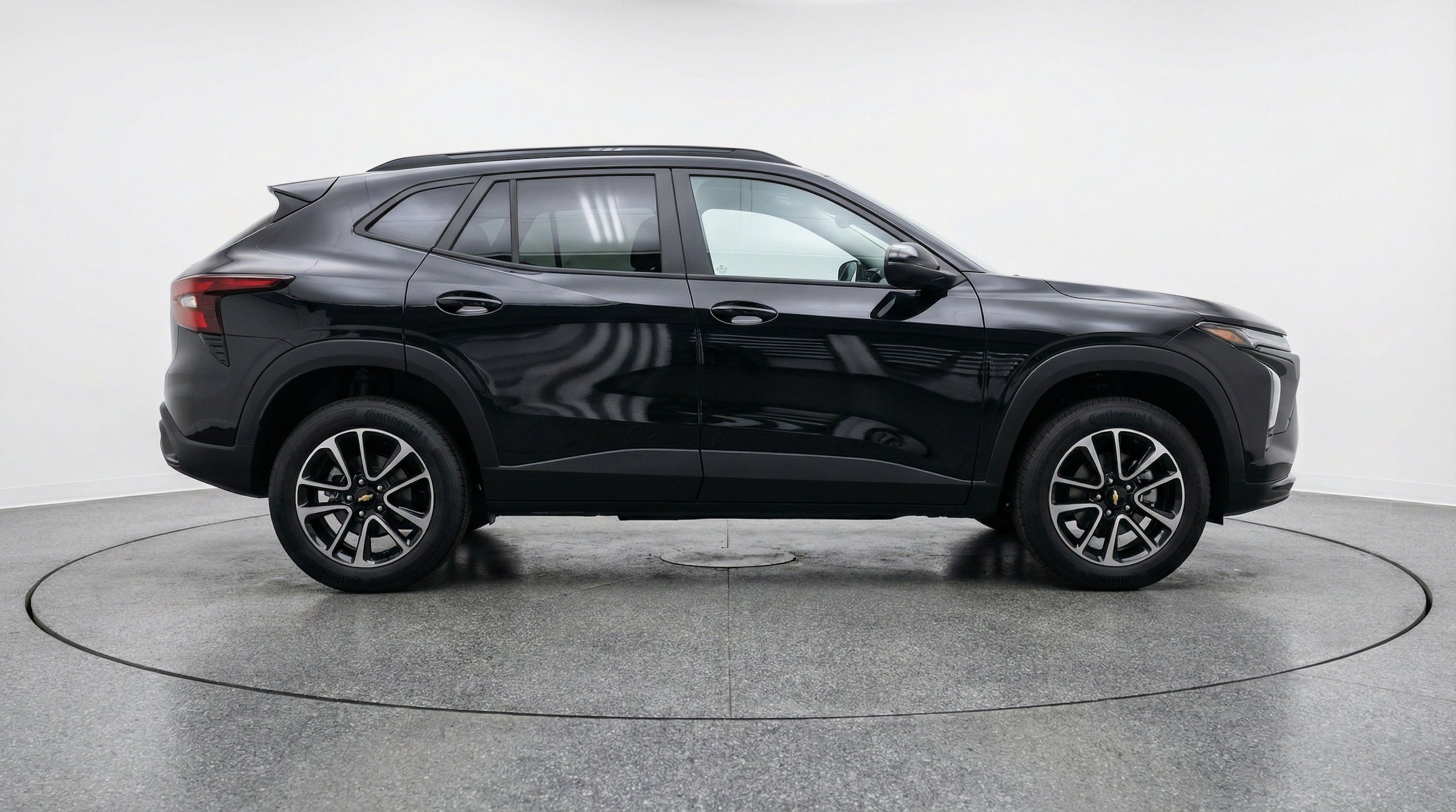 Thumbnail: 2025 Chevrolet TrailBlazer - 11