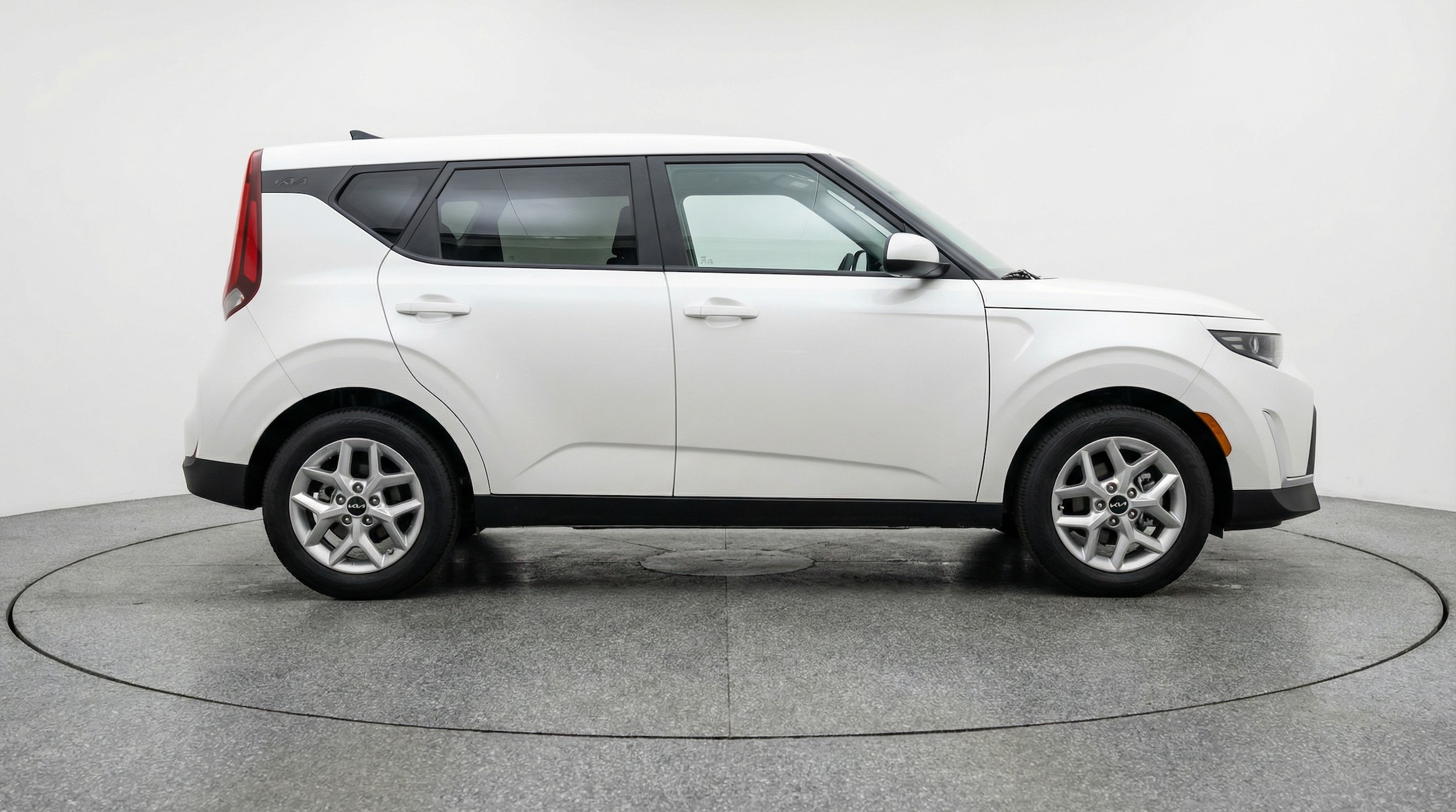 Thumbnail: 2025 Kia Soul - 8