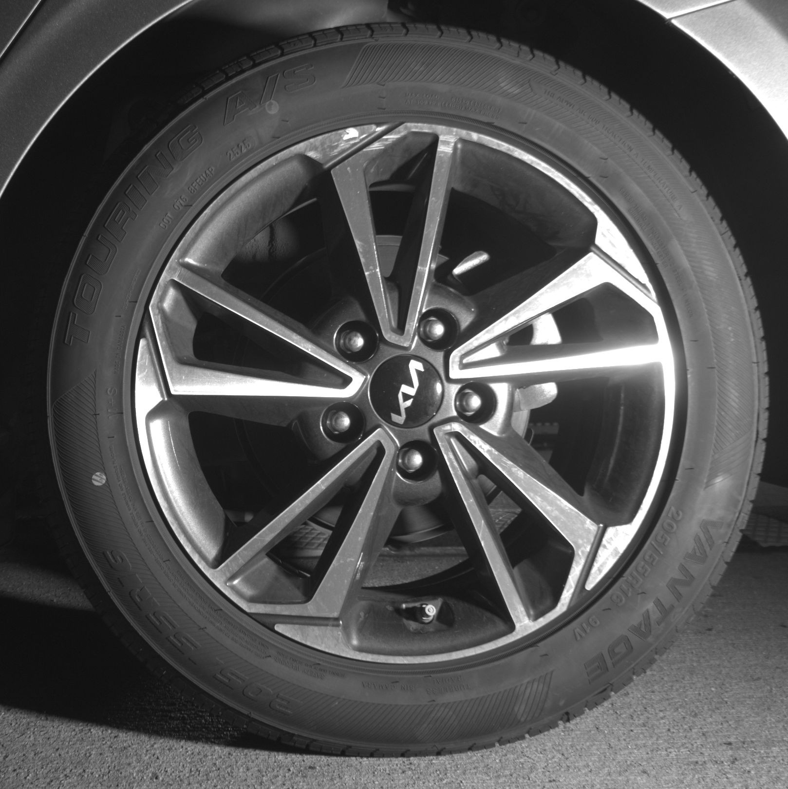 Thumbnail: 2024 Kia Forte - 11