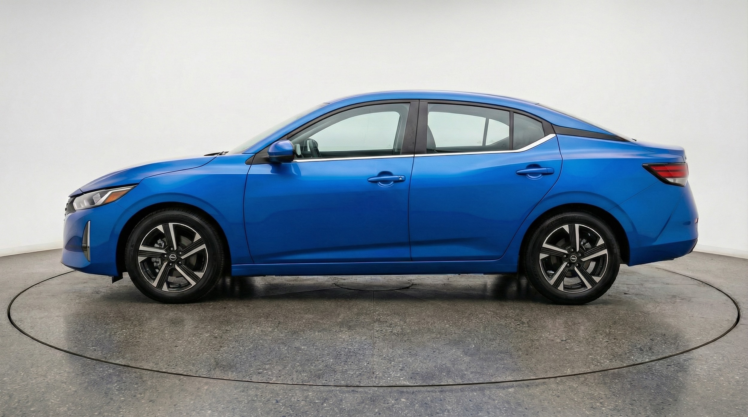 Thumbnail: 2025 Nissan Sentra - 4