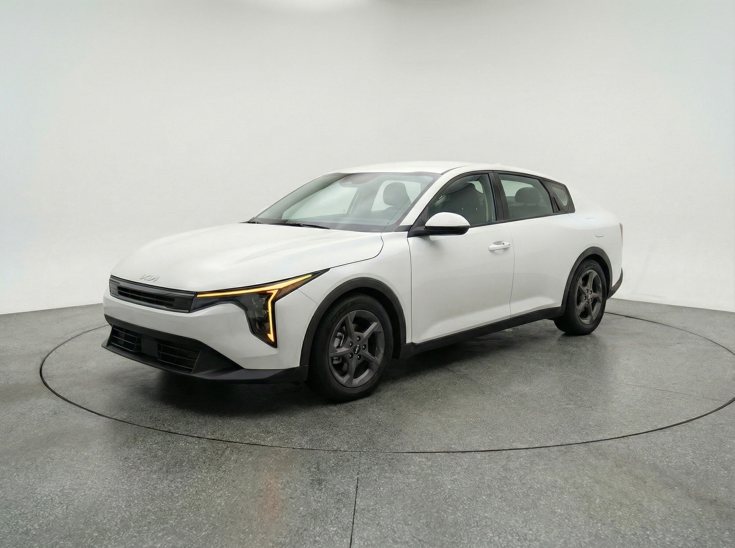 Thumbnail: 2025 Kia K4 - 3