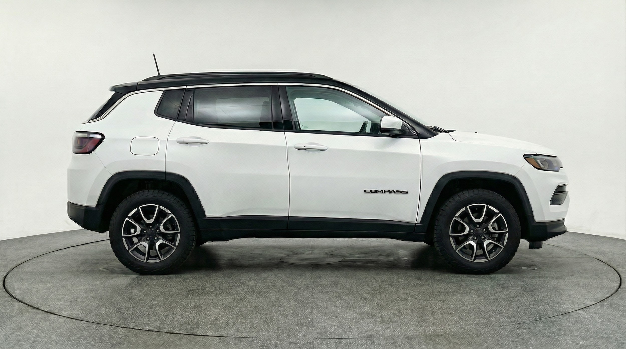 Thumbnail: 2025 Jeep Compass - 8