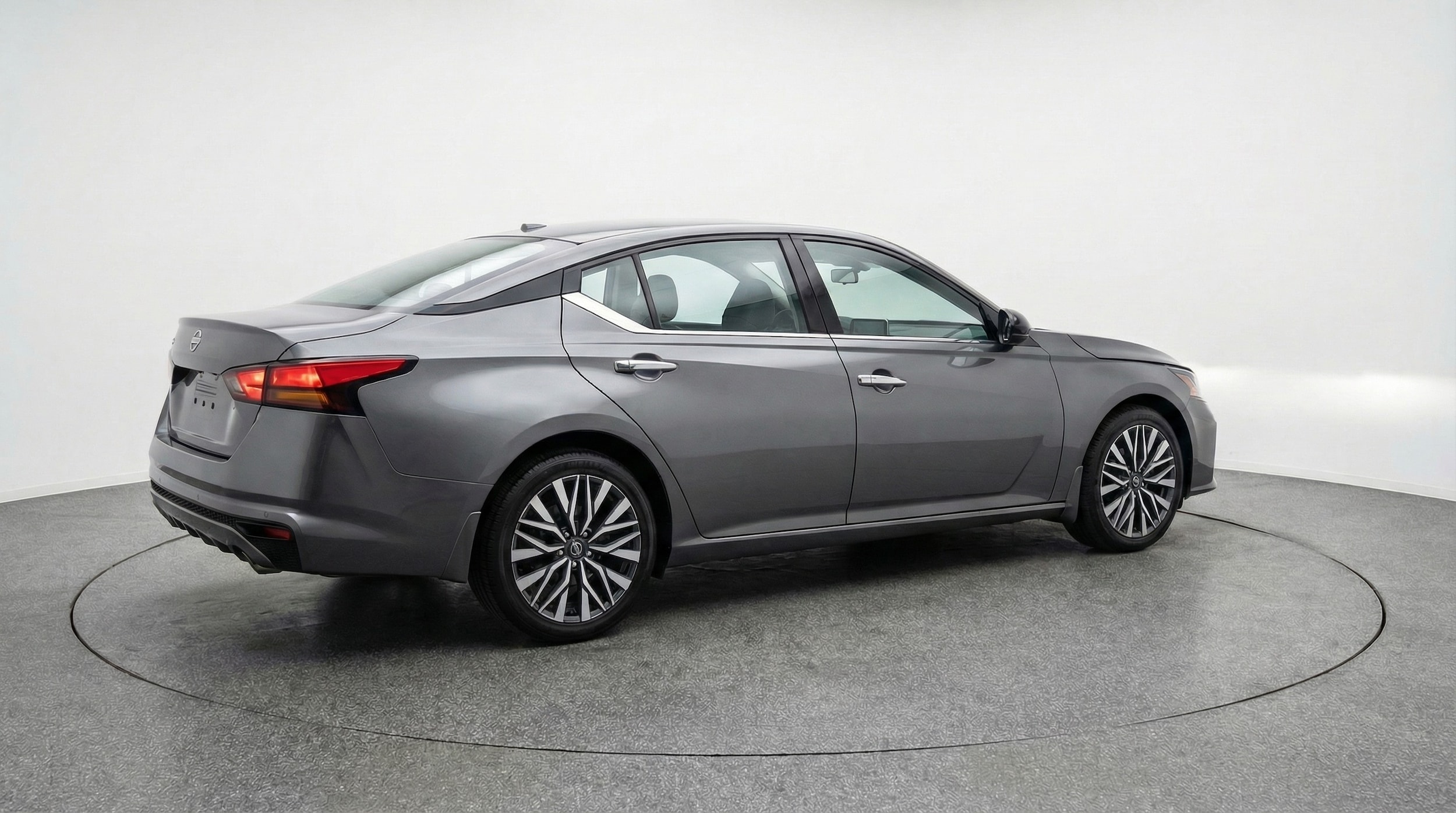 Thumbnail: 2025 Nissan Altima - 7