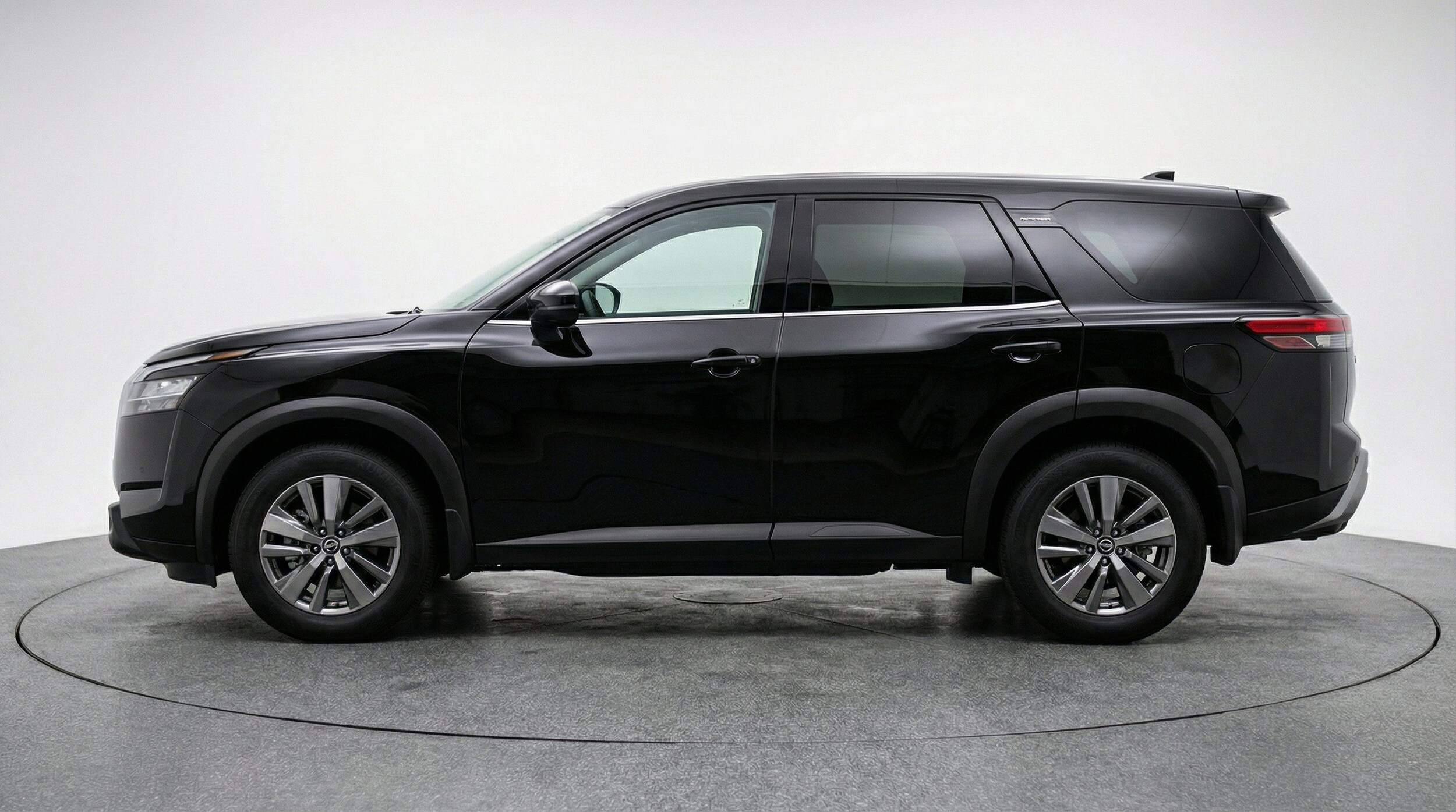 Thumbnail: 2025 Nissan Pathfinder - 5