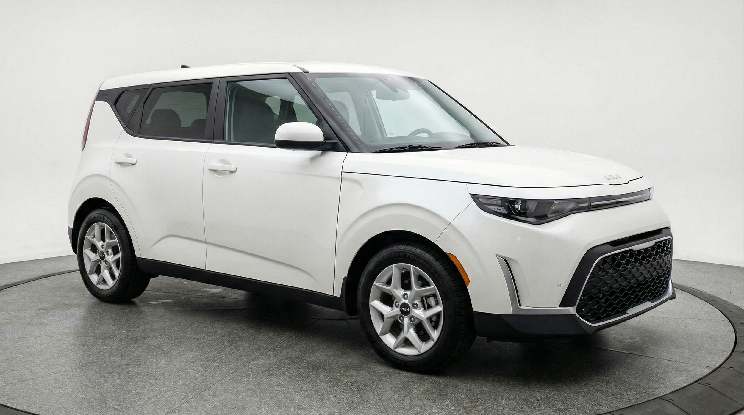 Thumbnail: 2025 Kia Soul - 1