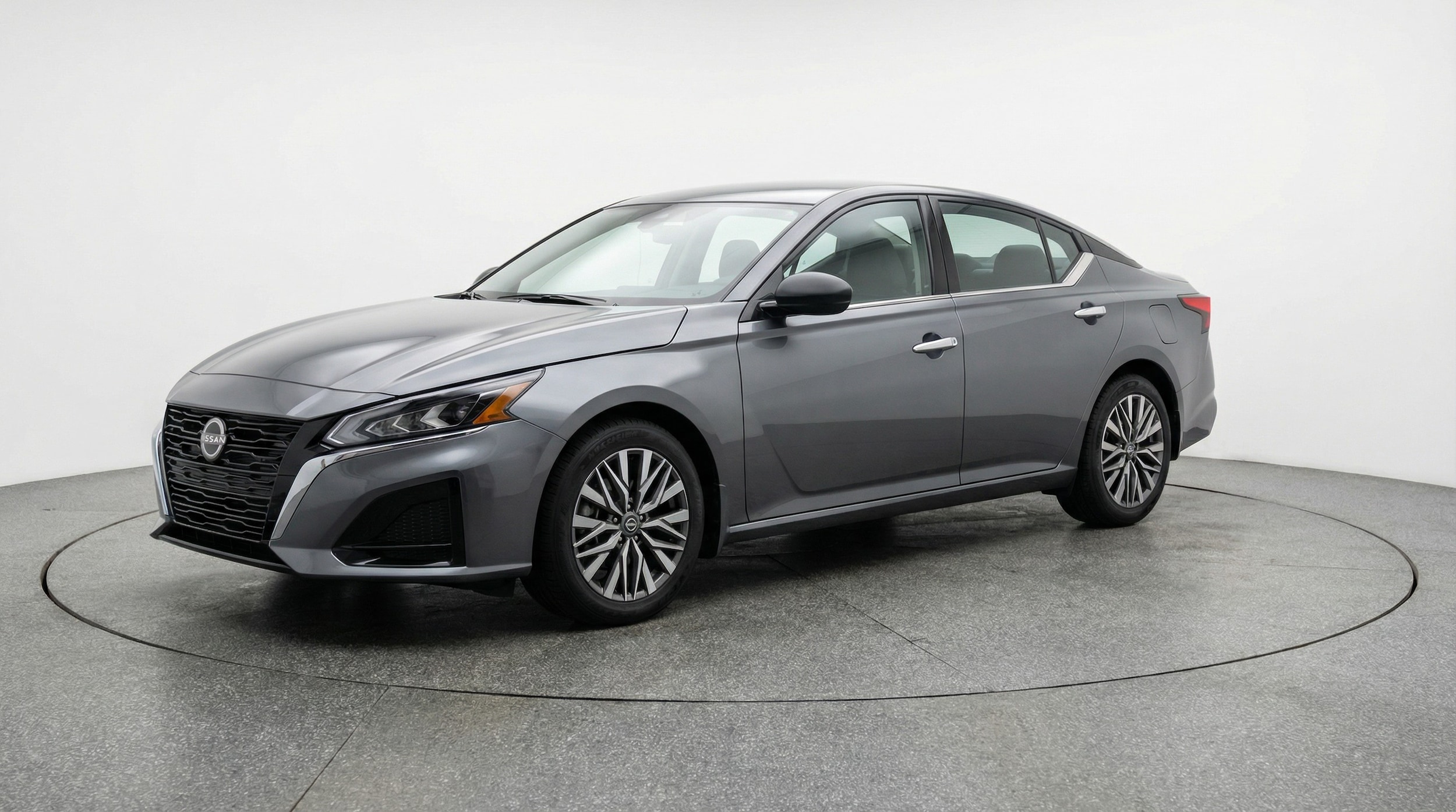 Thumbnail: 2025 Nissan Altima - 3