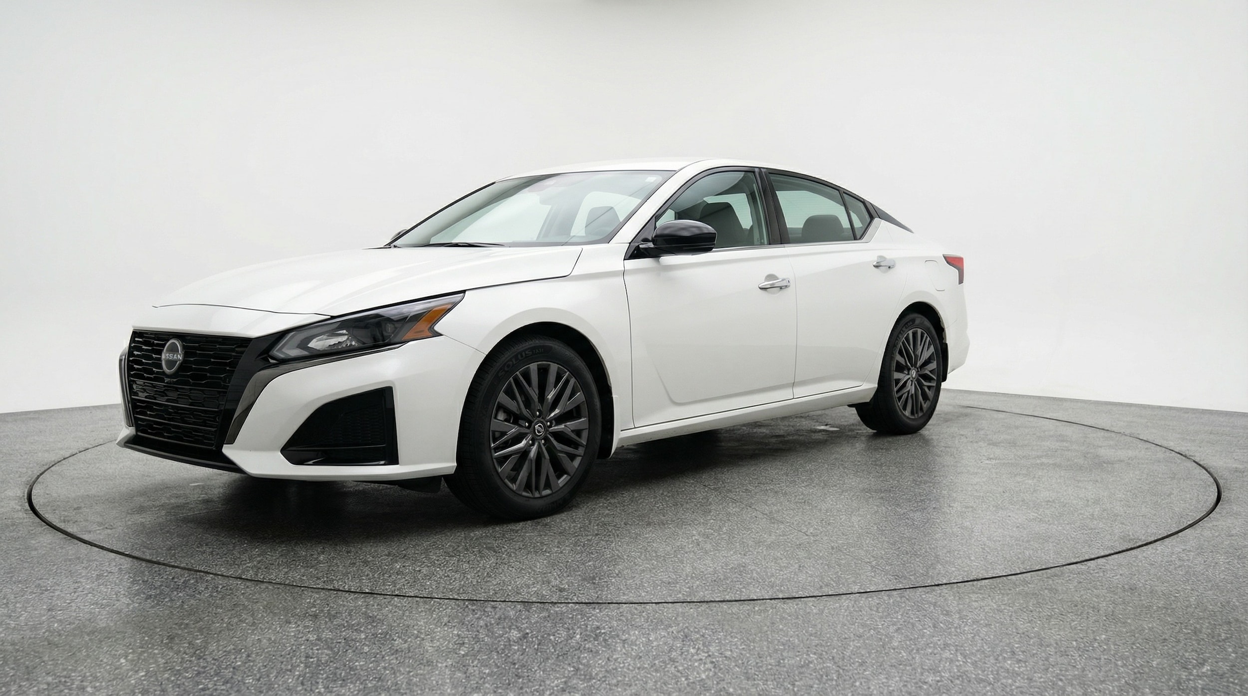 Thumbnail: 2025 Nissan Altima - 3