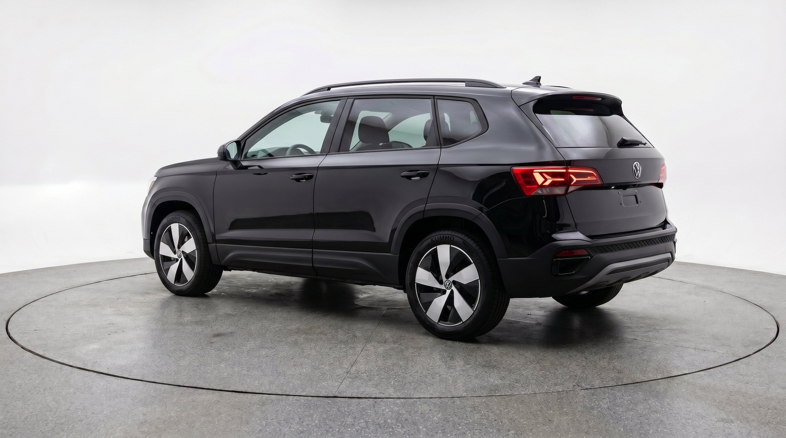 Thumbnail: 2026 Volkswagen Taos - 6