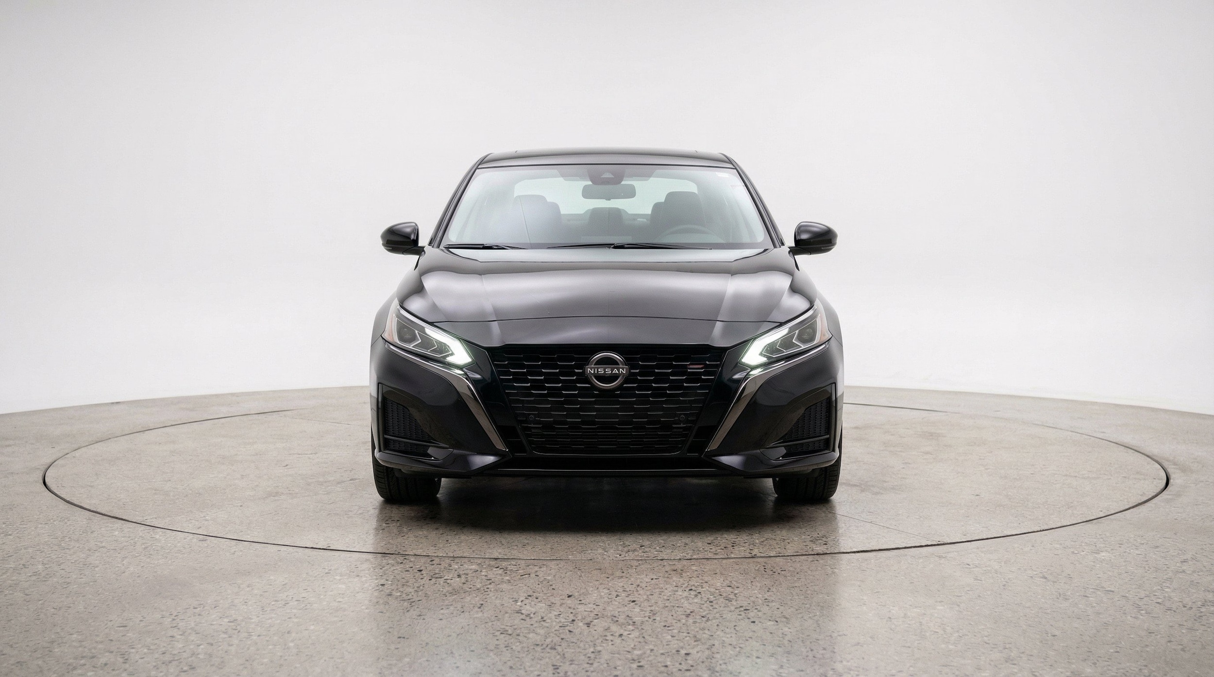 Thumbnail: 2025 Nissan Altima - 2