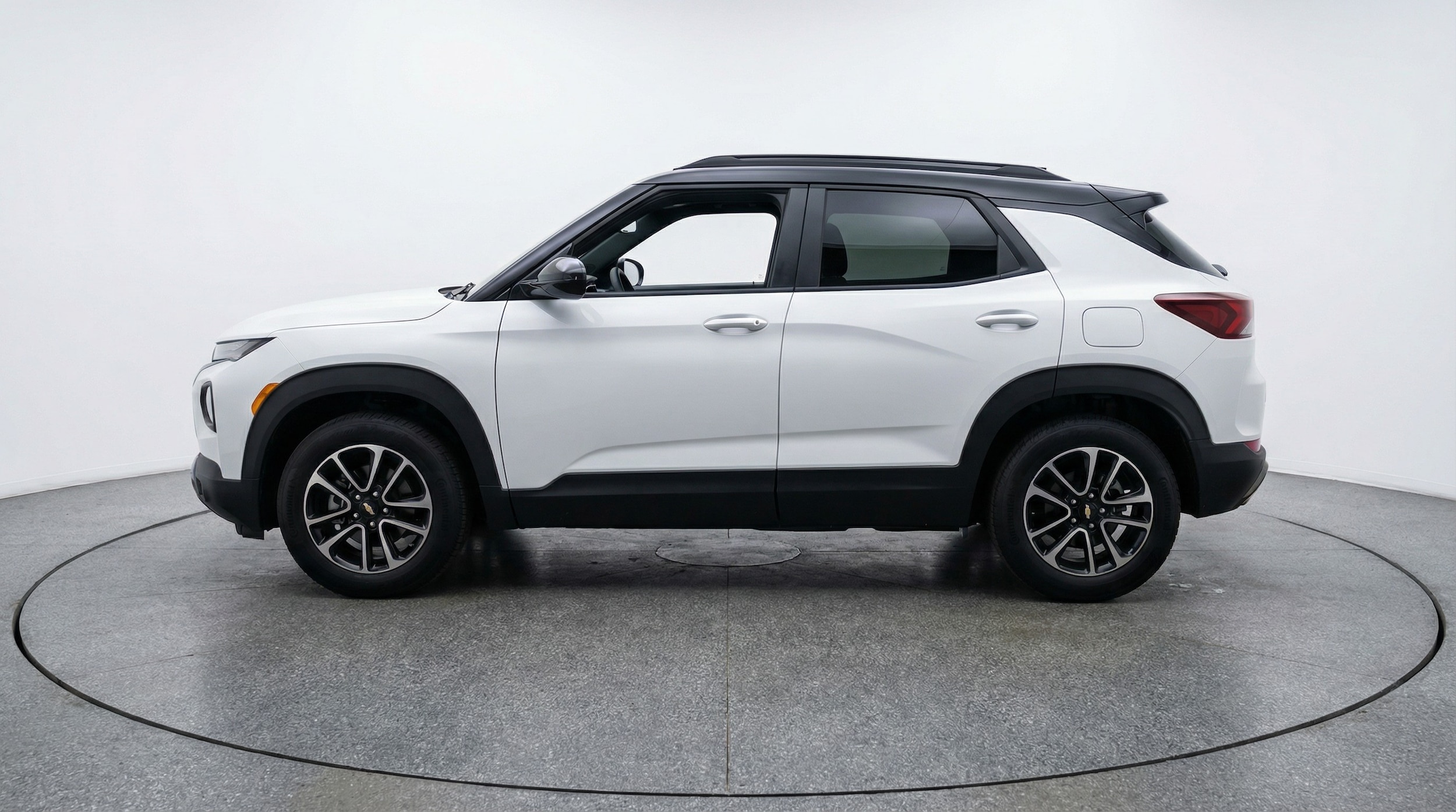 Thumbnail: 2025 Chevrolet TrailBlazer - 4