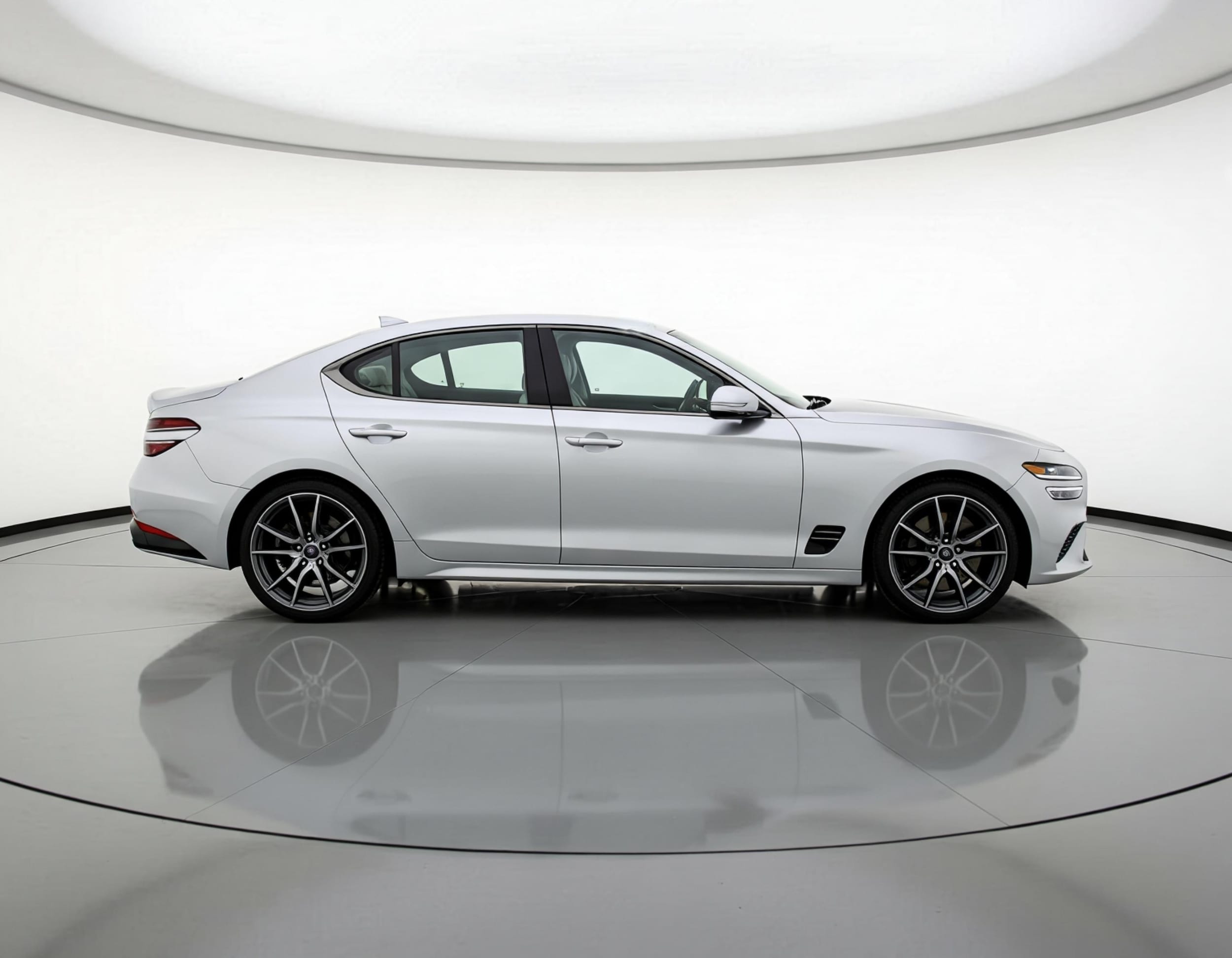 Thumbnail: 2025 Genesis G70 - 8