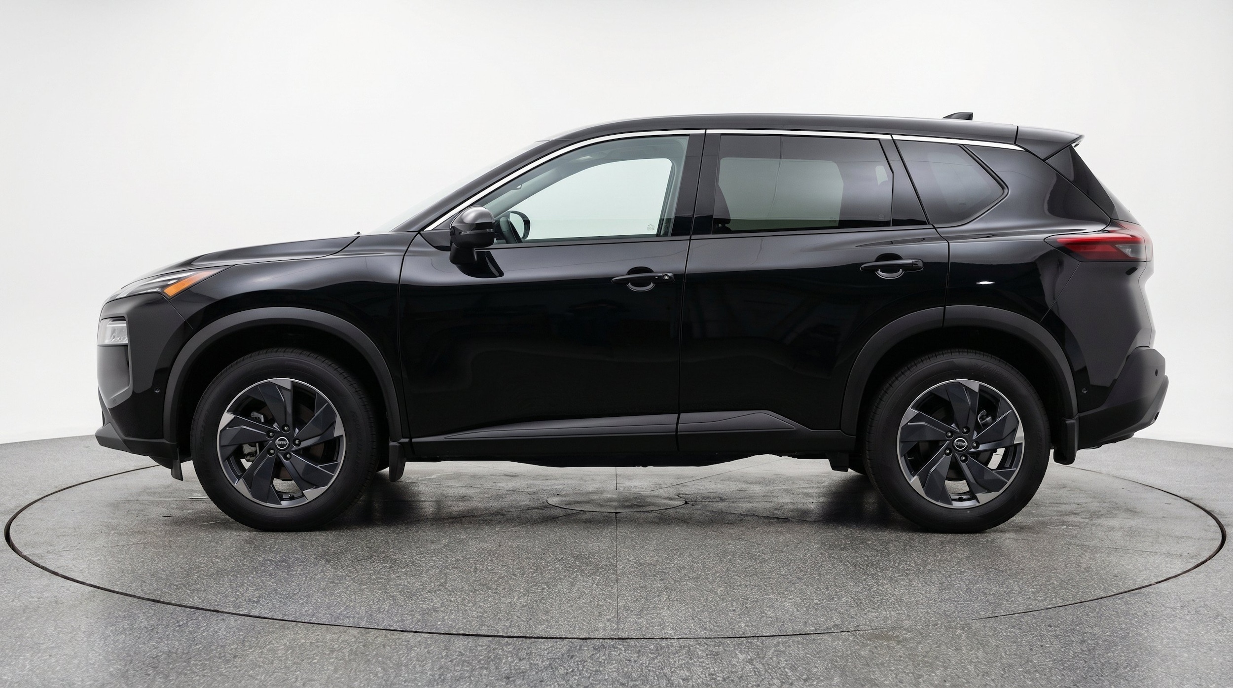 Thumbnail: 2025 Nissan Rogue - 5