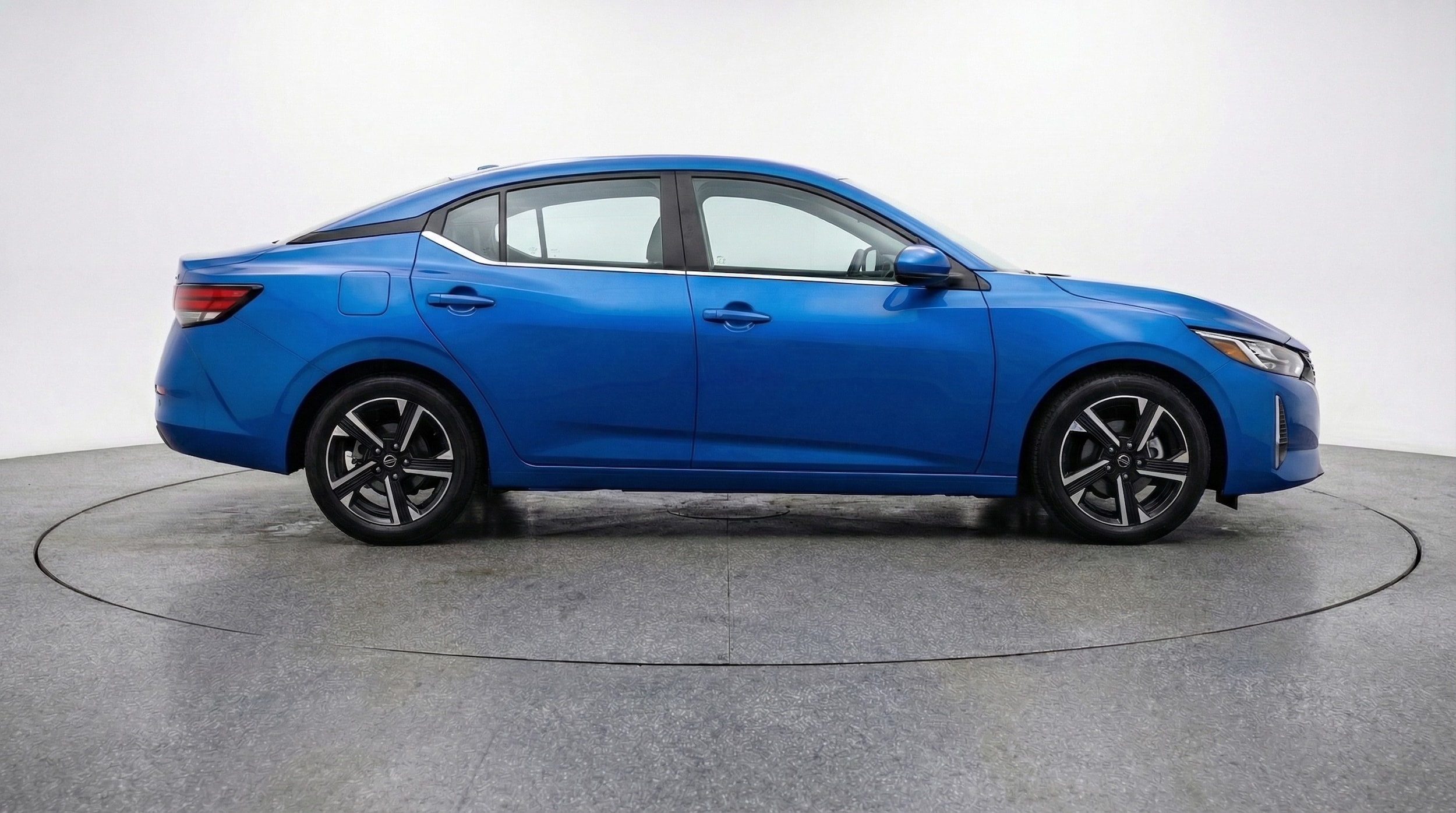 Thumbnail: 2025 Nissan Sentra - 8