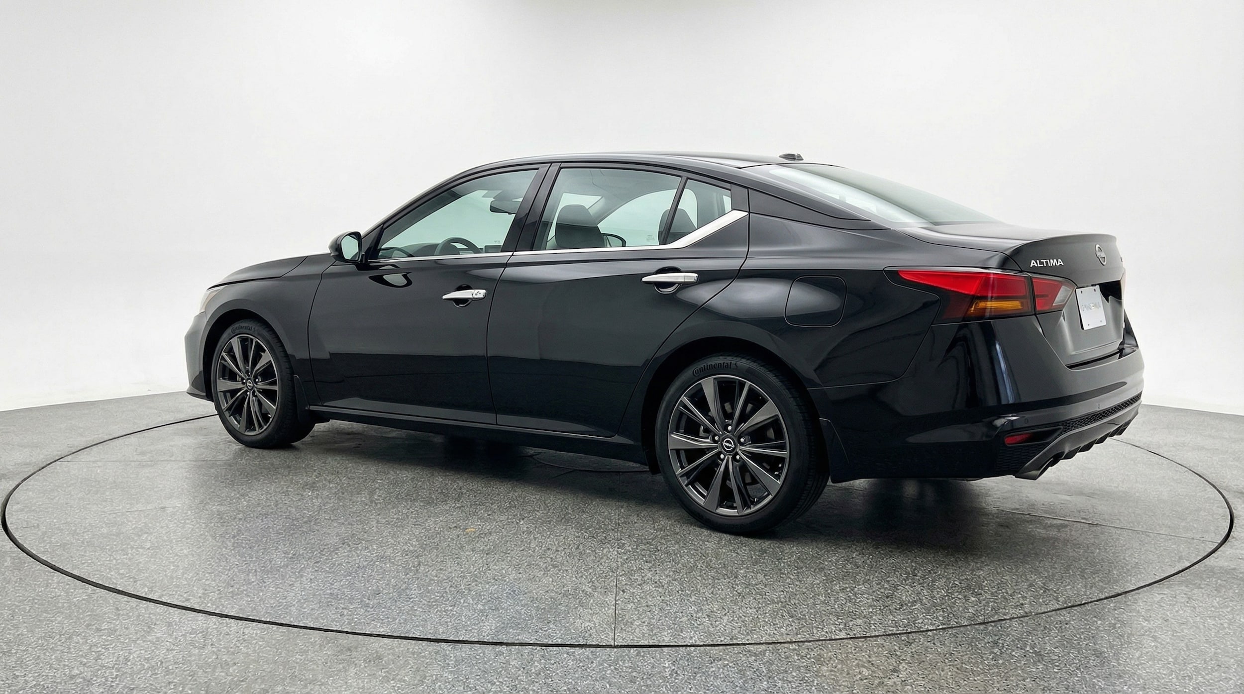 Thumbnail: 2025 Nissan Altima - 5