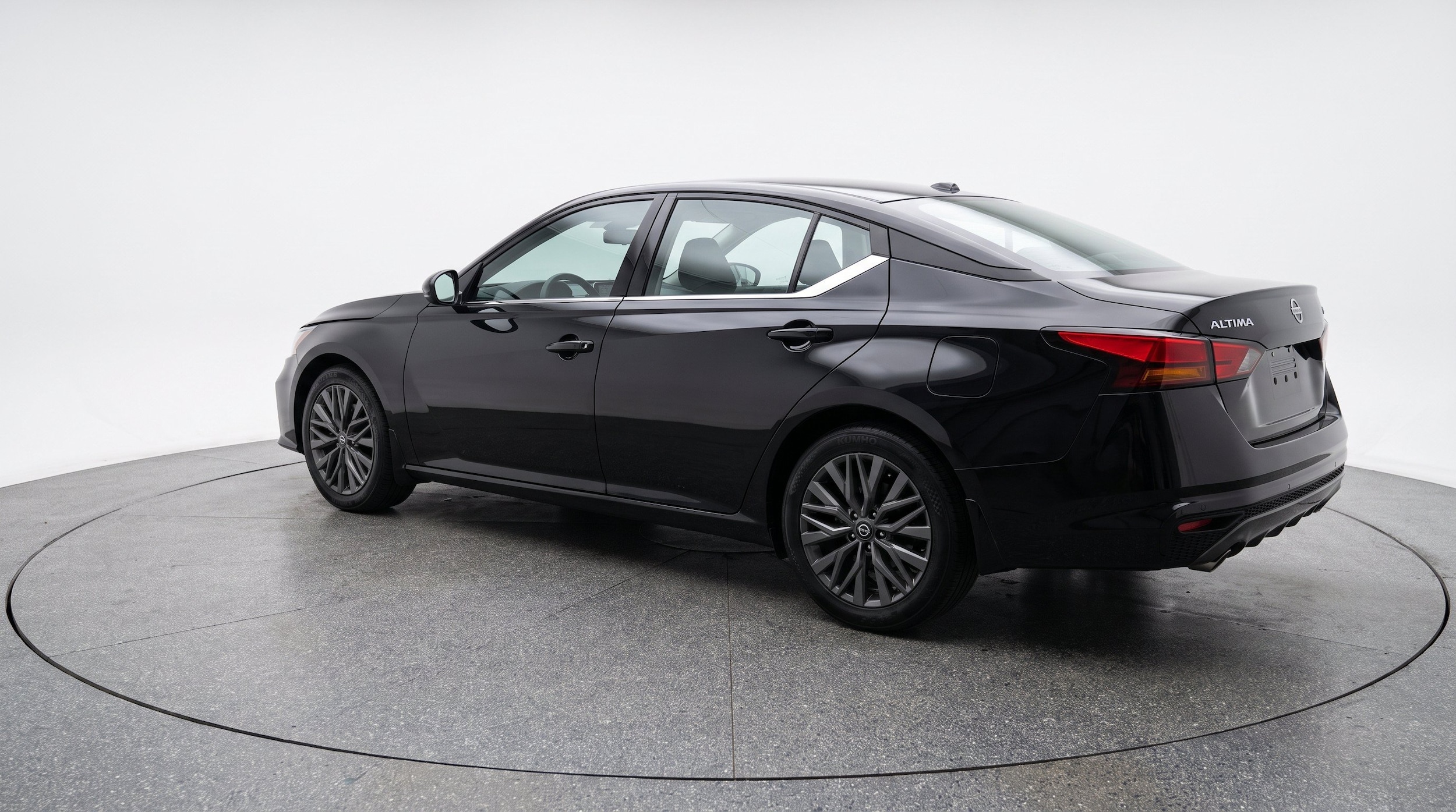 Thumbnail: 2025 Nissan Altima - 6