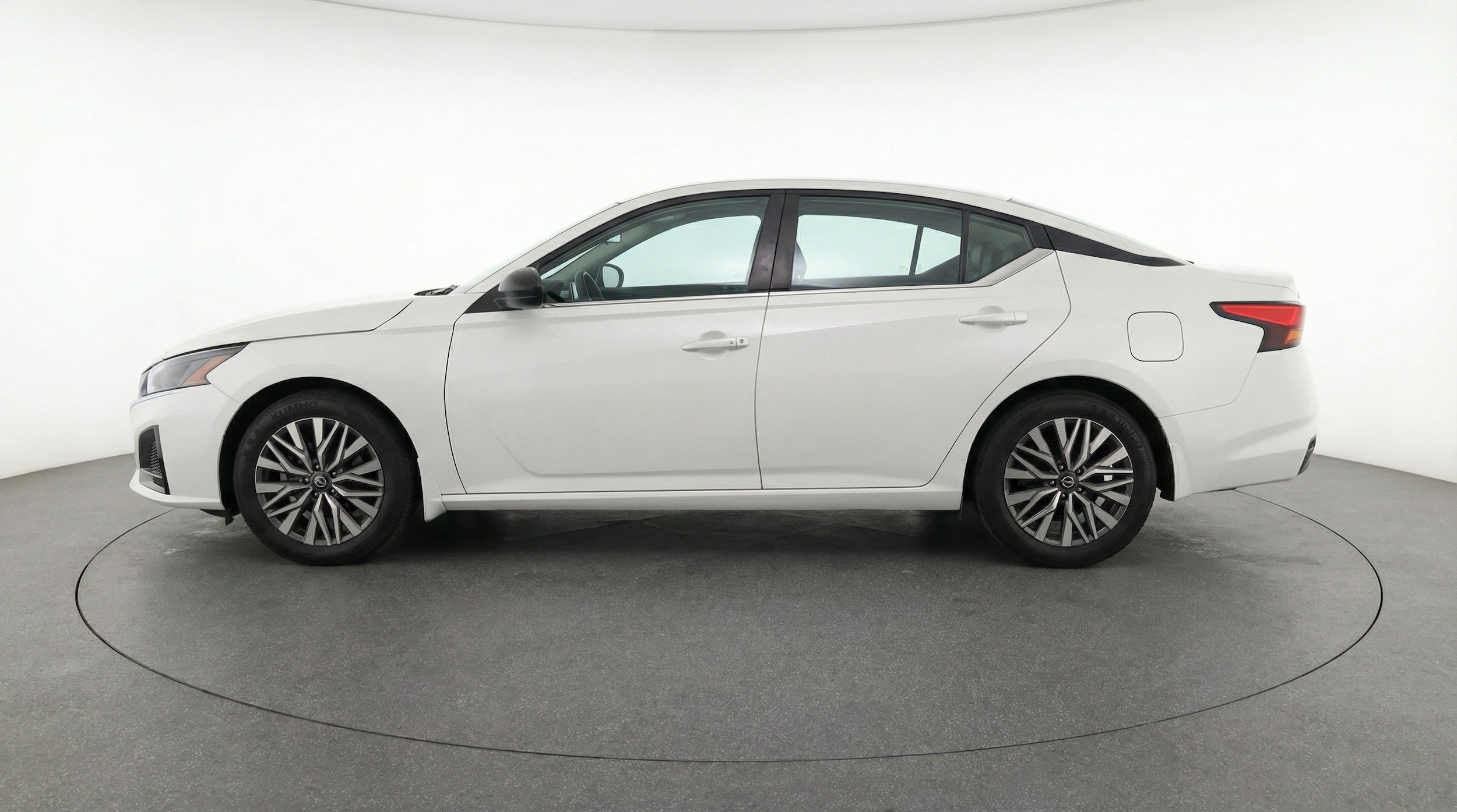 Thumbnail: 2026 Nissan Altima - 5