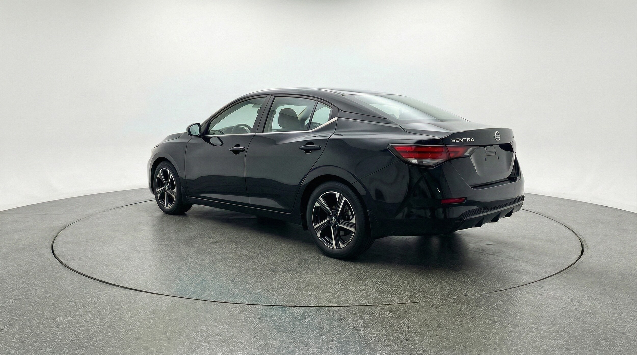 Thumbnail: 2025 Nissan Sentra - 5