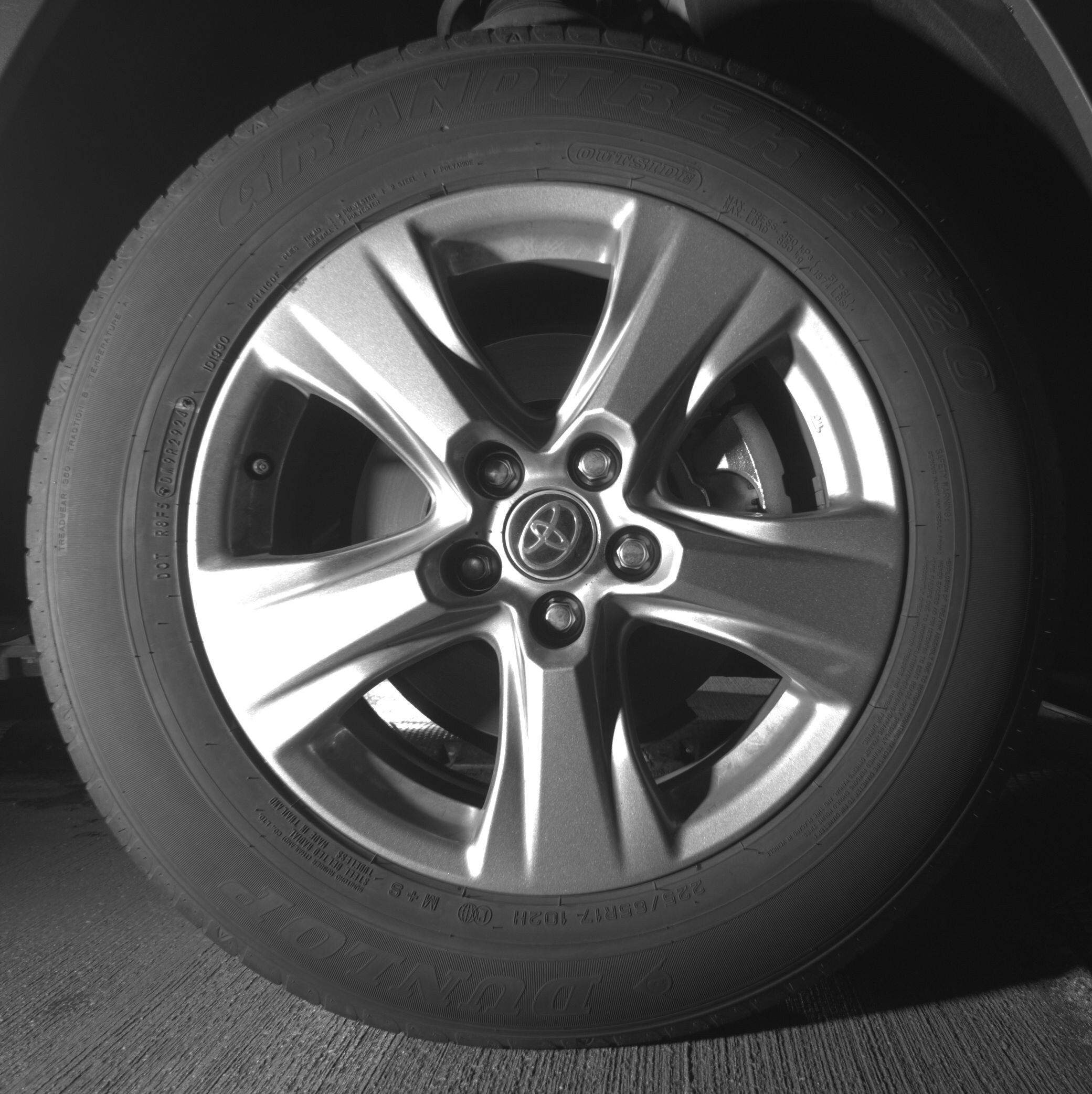 Thumbnail: 2025 Toyota RAV4 - 10