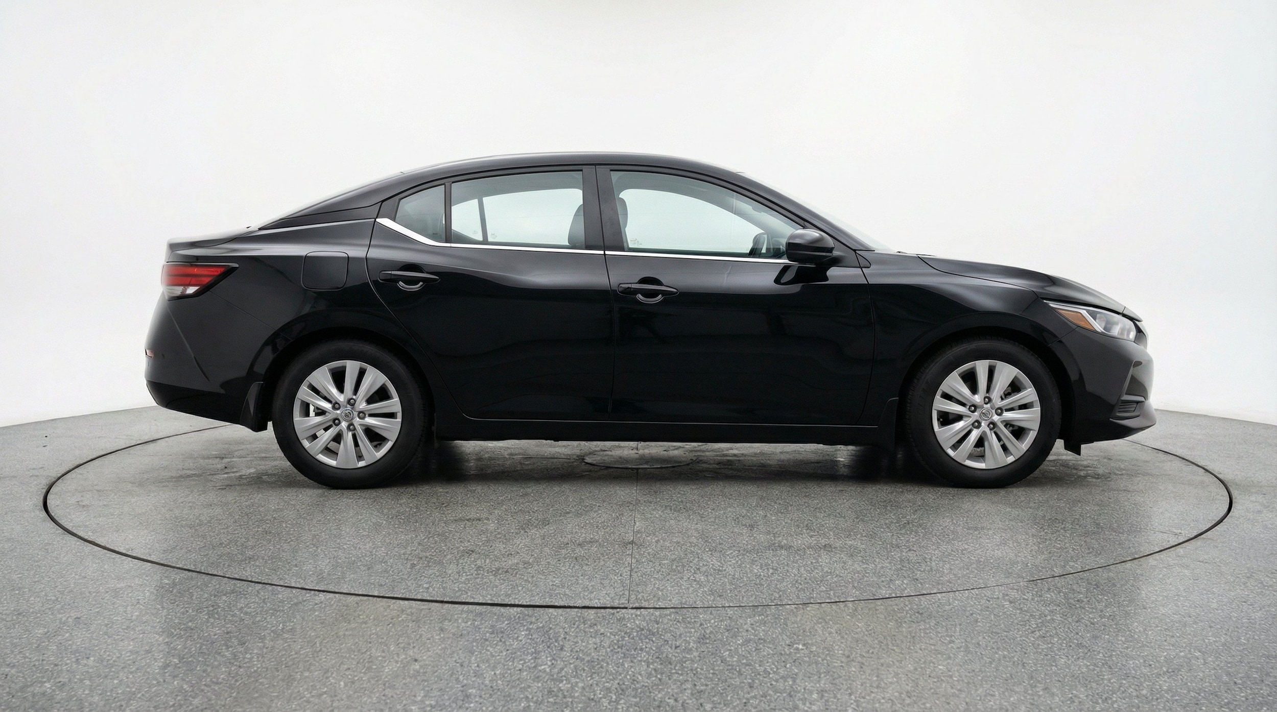 Thumbnail: 2025 Nissan Sentra - 11
