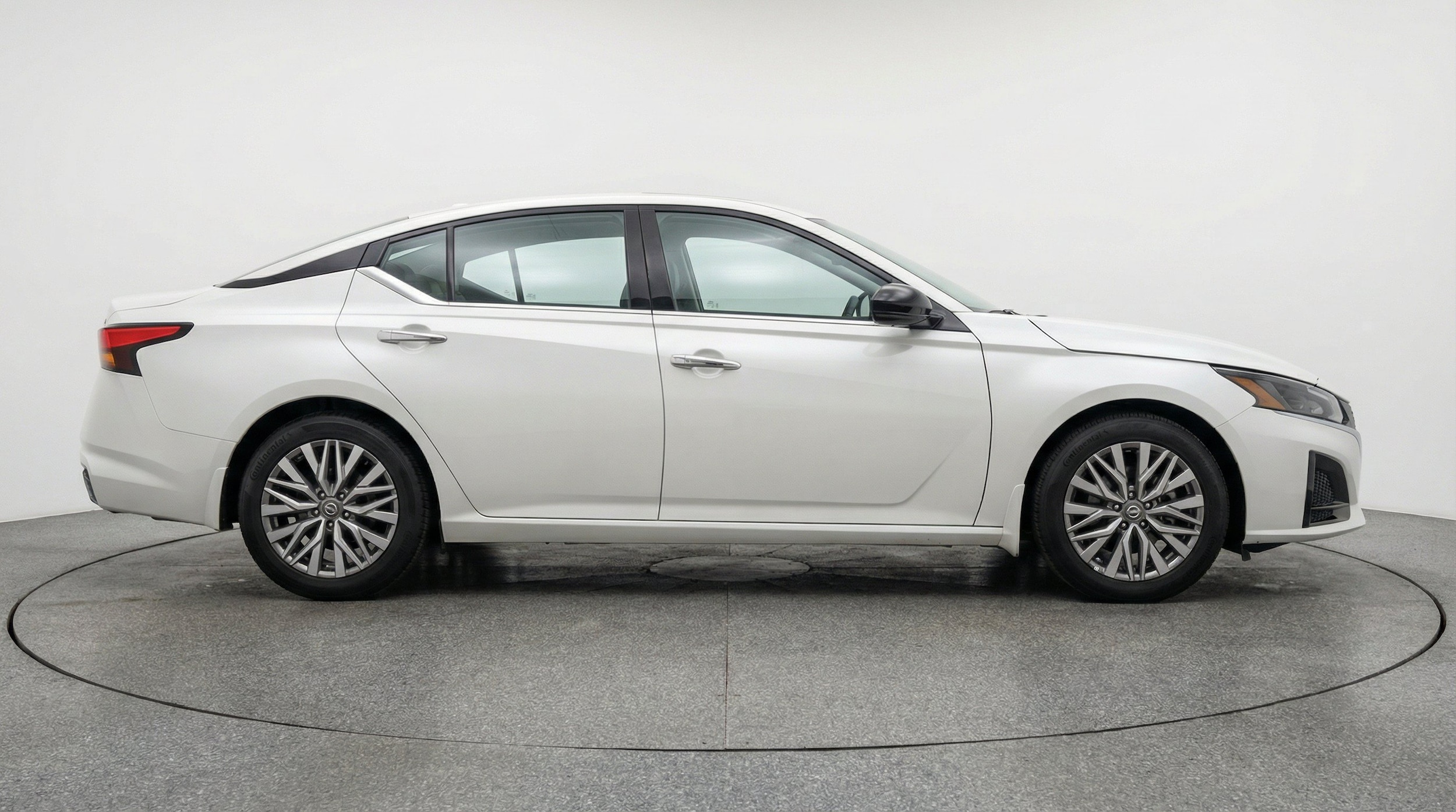 Thumbnail: 2025 Nissan Altima - 11