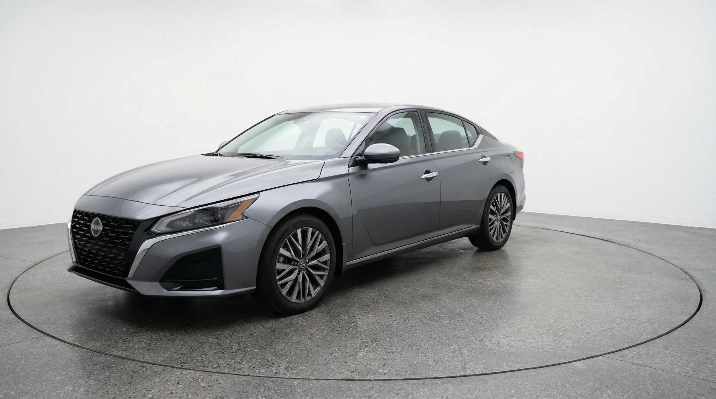 Thumbnail: 2025 Nissan Altima - 3