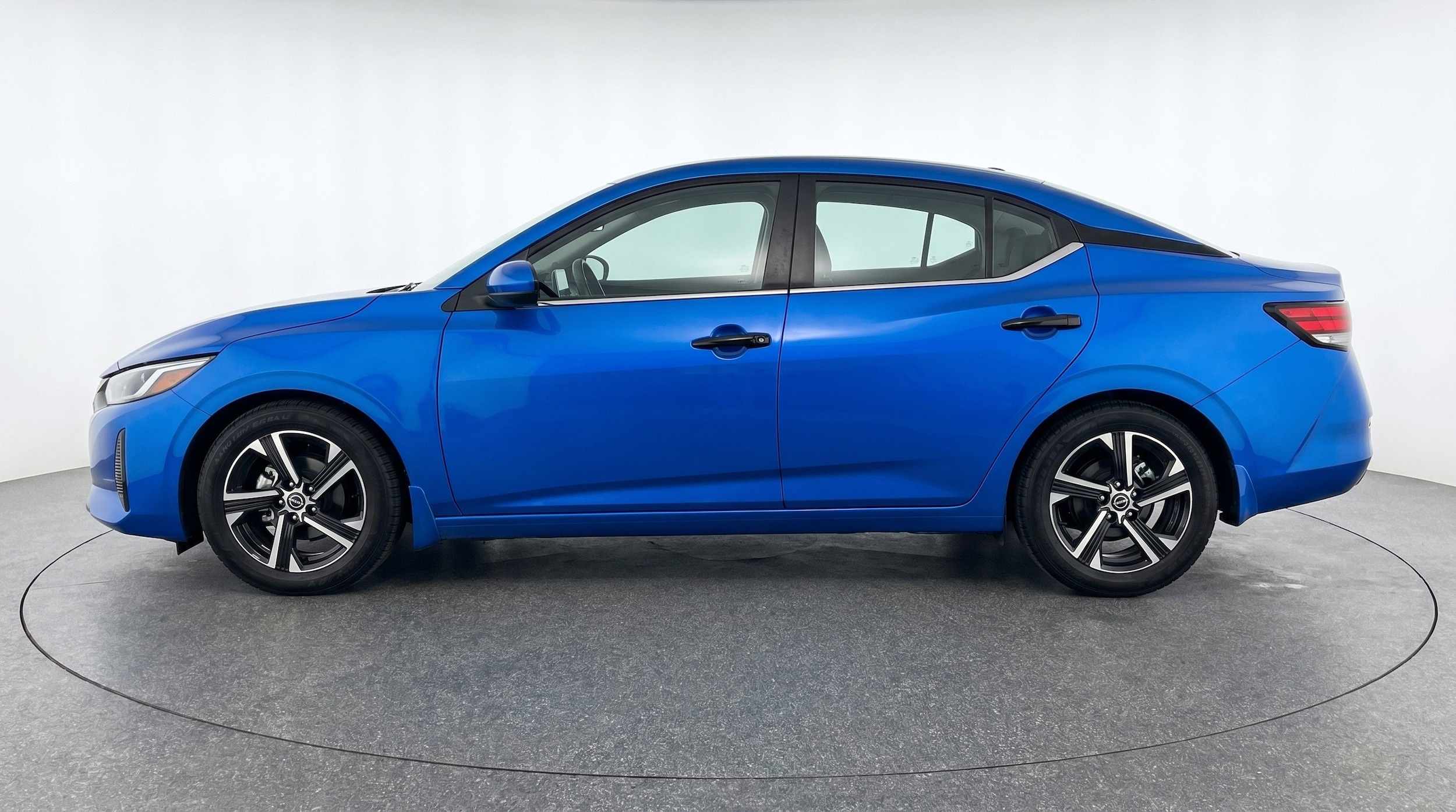 Thumbnail: 2025 Nissan Sentra - 5