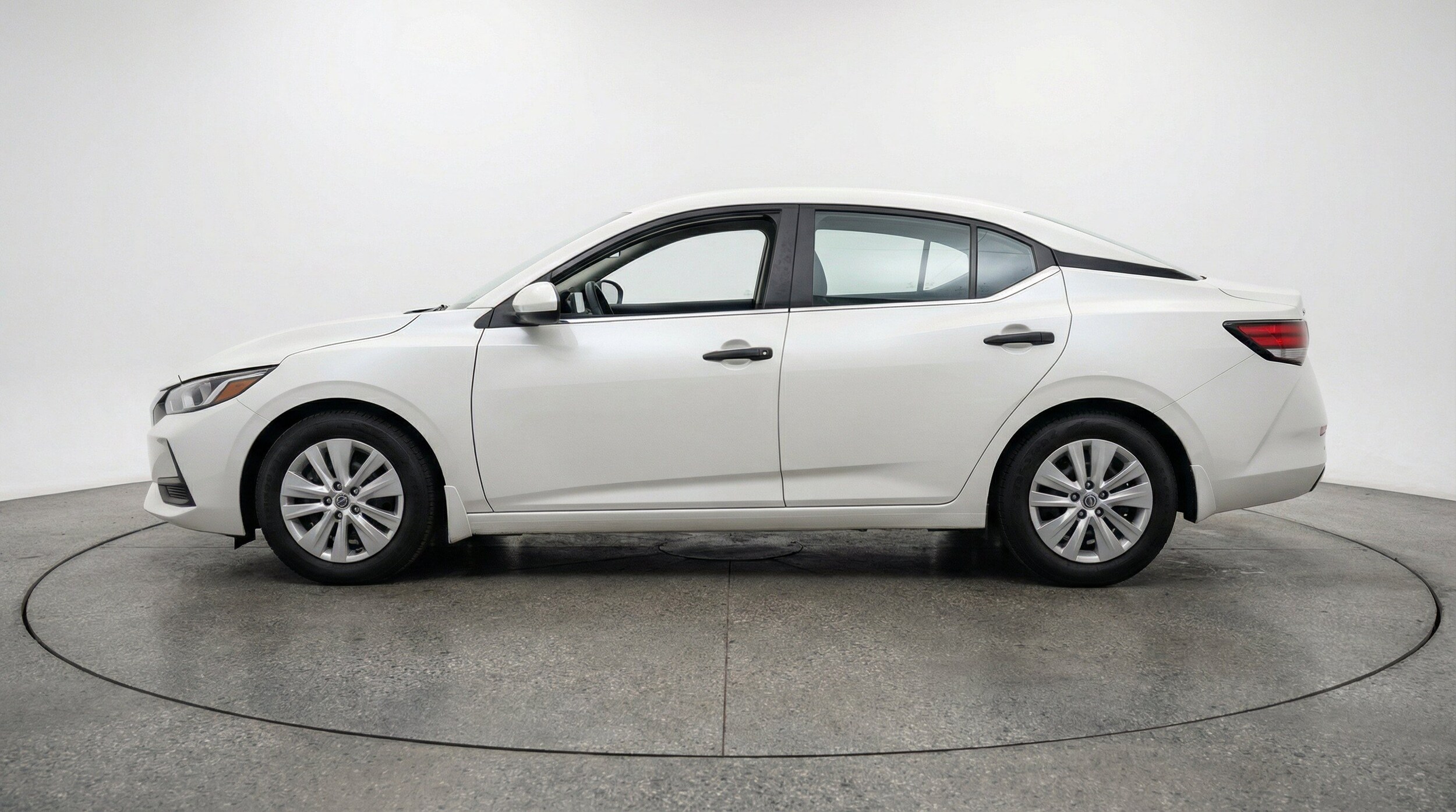 Thumbnail: 2025 Nissan Sentra - 5