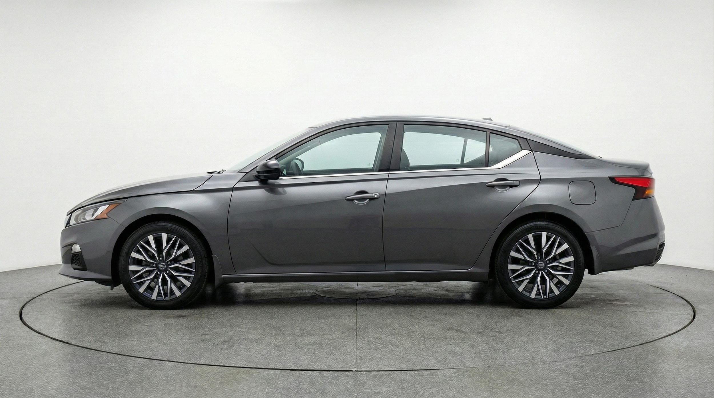 Thumbnail: 2025 Nissan Altima - 4
