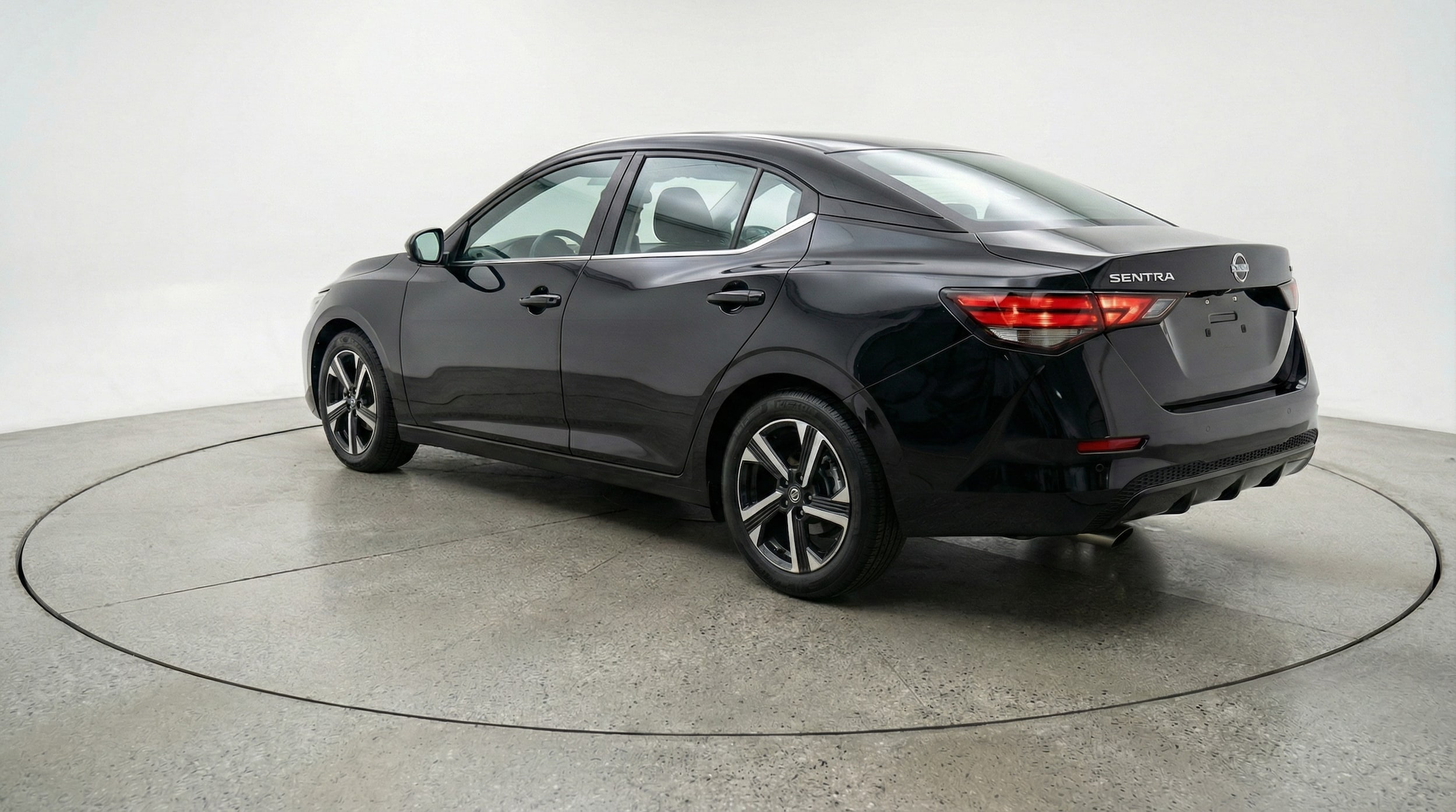 Thumbnail: 2025 Nissan Sentra - 5