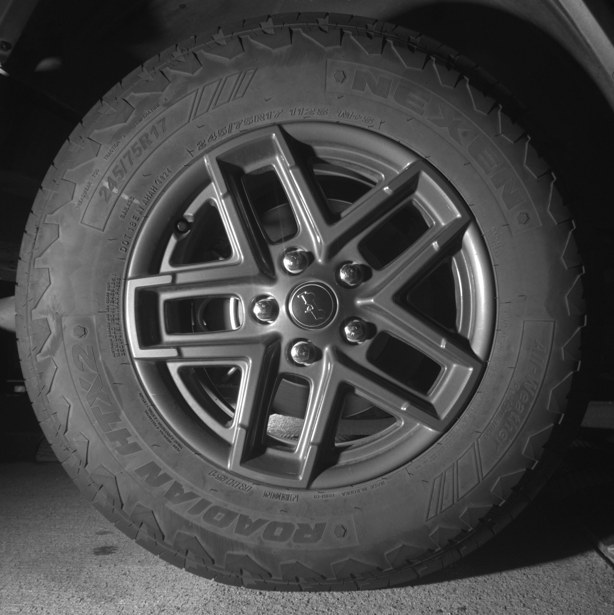 Thumbnail: 2025 Jeep Wrangler - 12