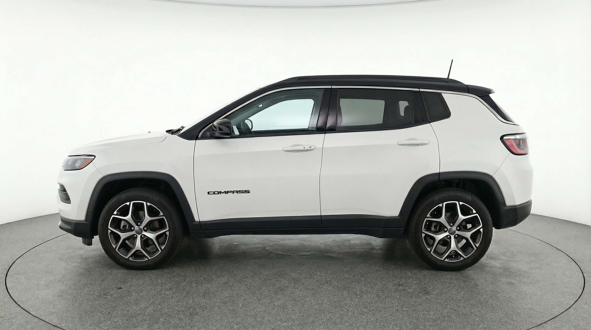 Thumbnail: 2025 Jeep Compass - 4