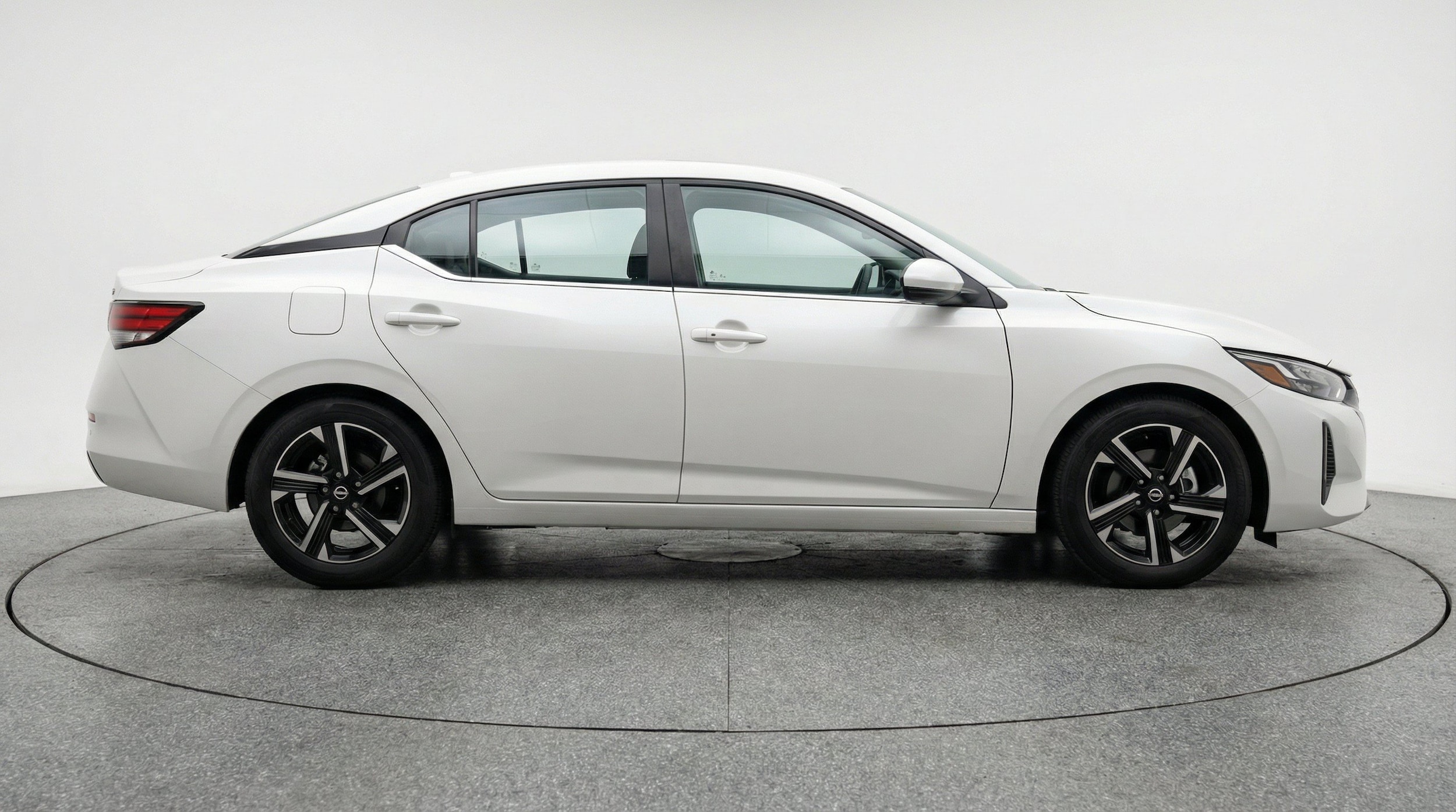 Thumbnail: 2025 Nissan Sentra - 11