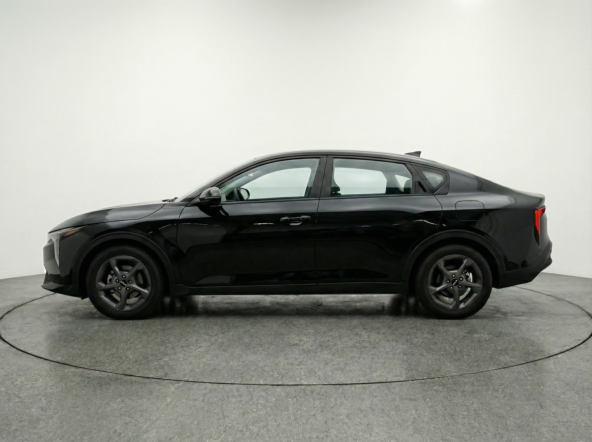 Thumbnail: 2025 Kia K4 - 4