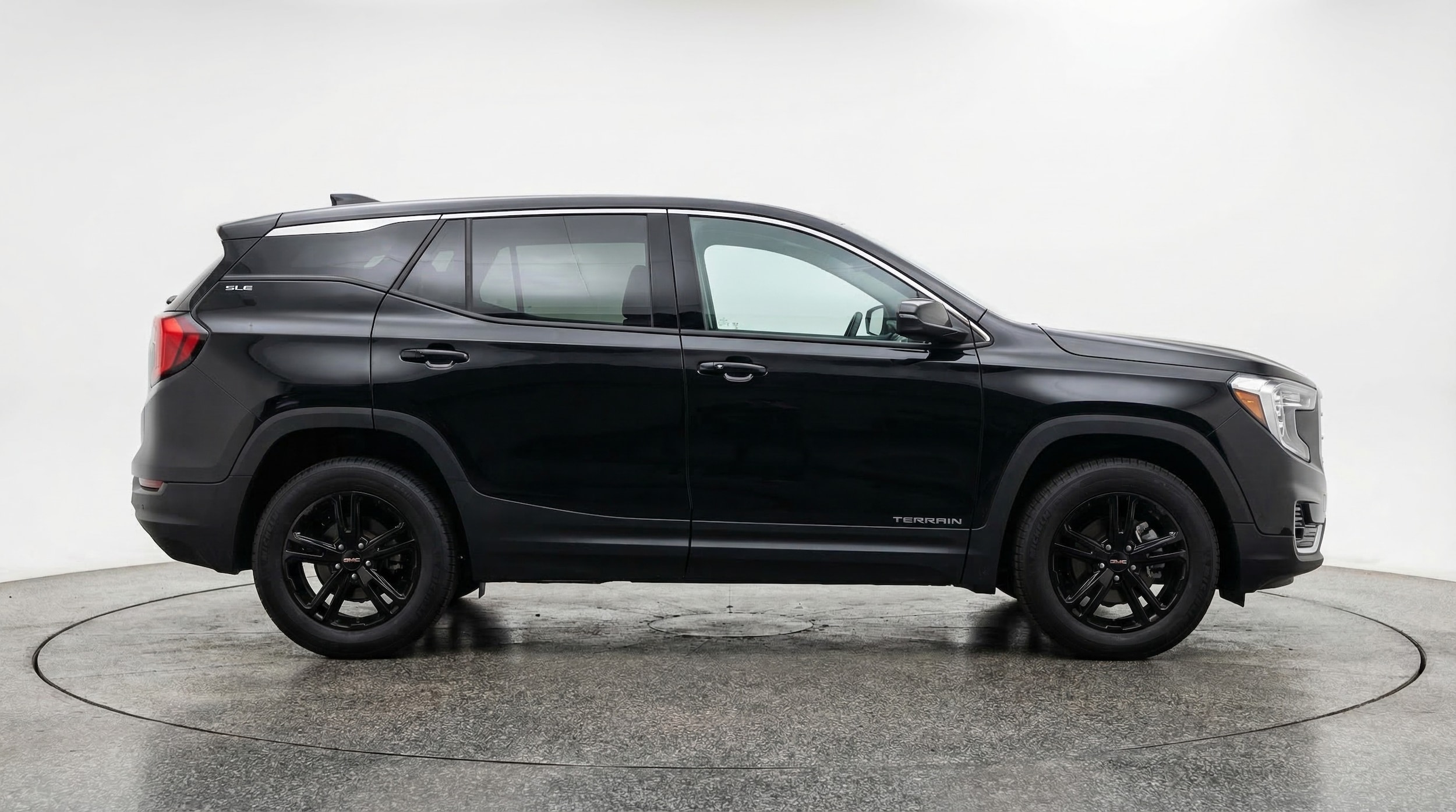 Thumbnail: 2024 GMC Terrain - 8