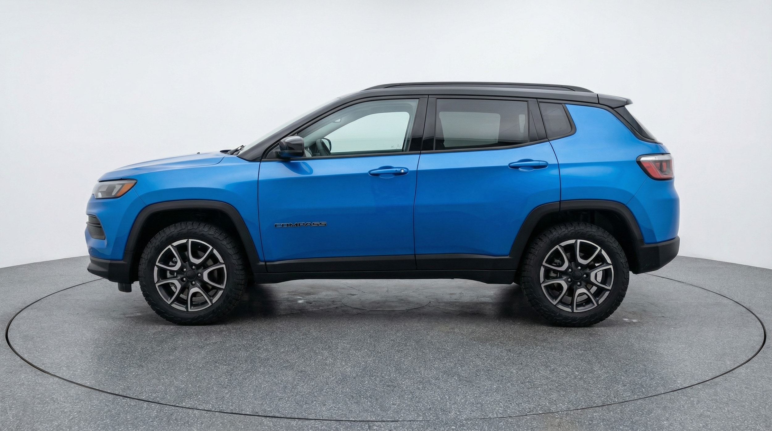 Thumbnail: 2025 Jeep Compass - 4