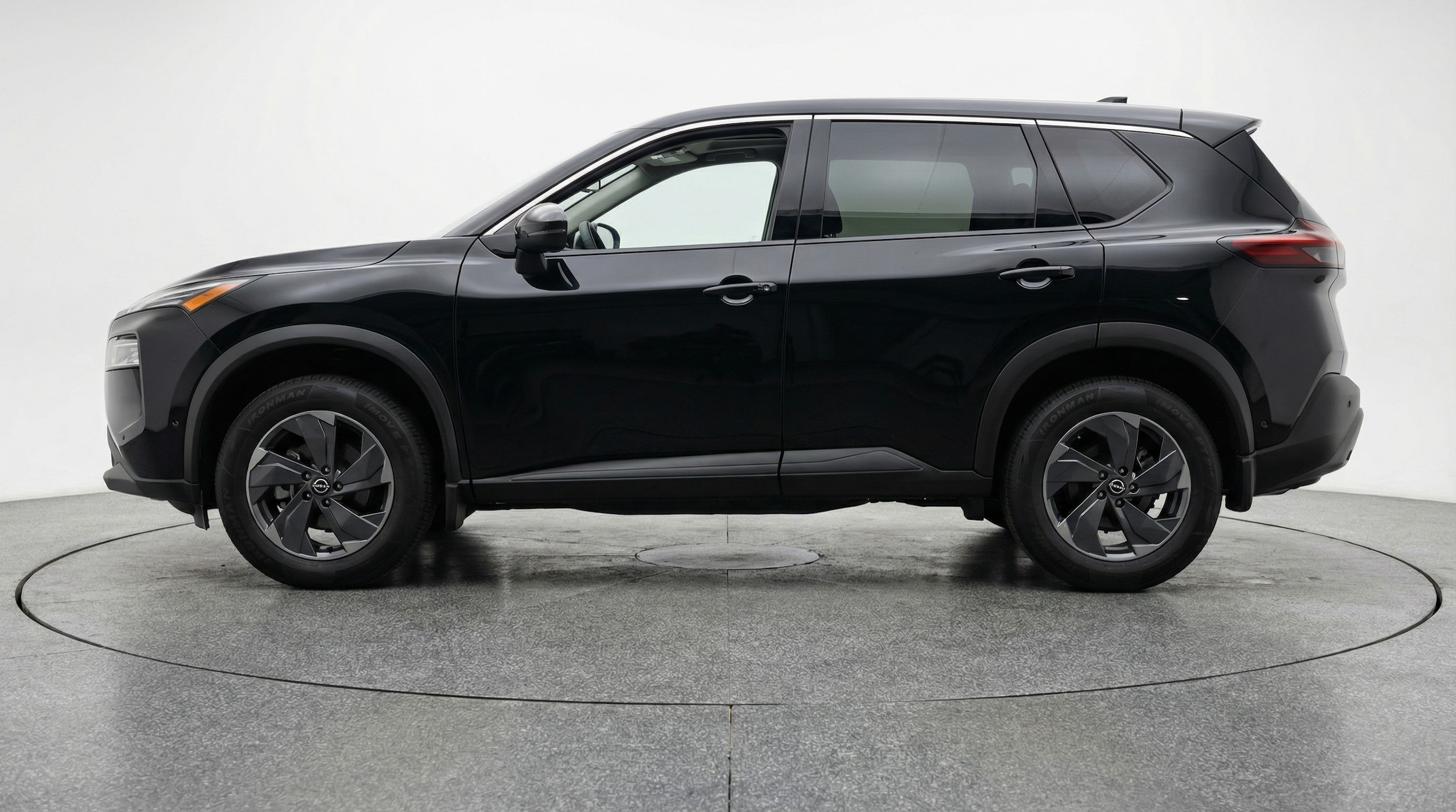 Thumbnail: 2025 Nissan Rogue - 4