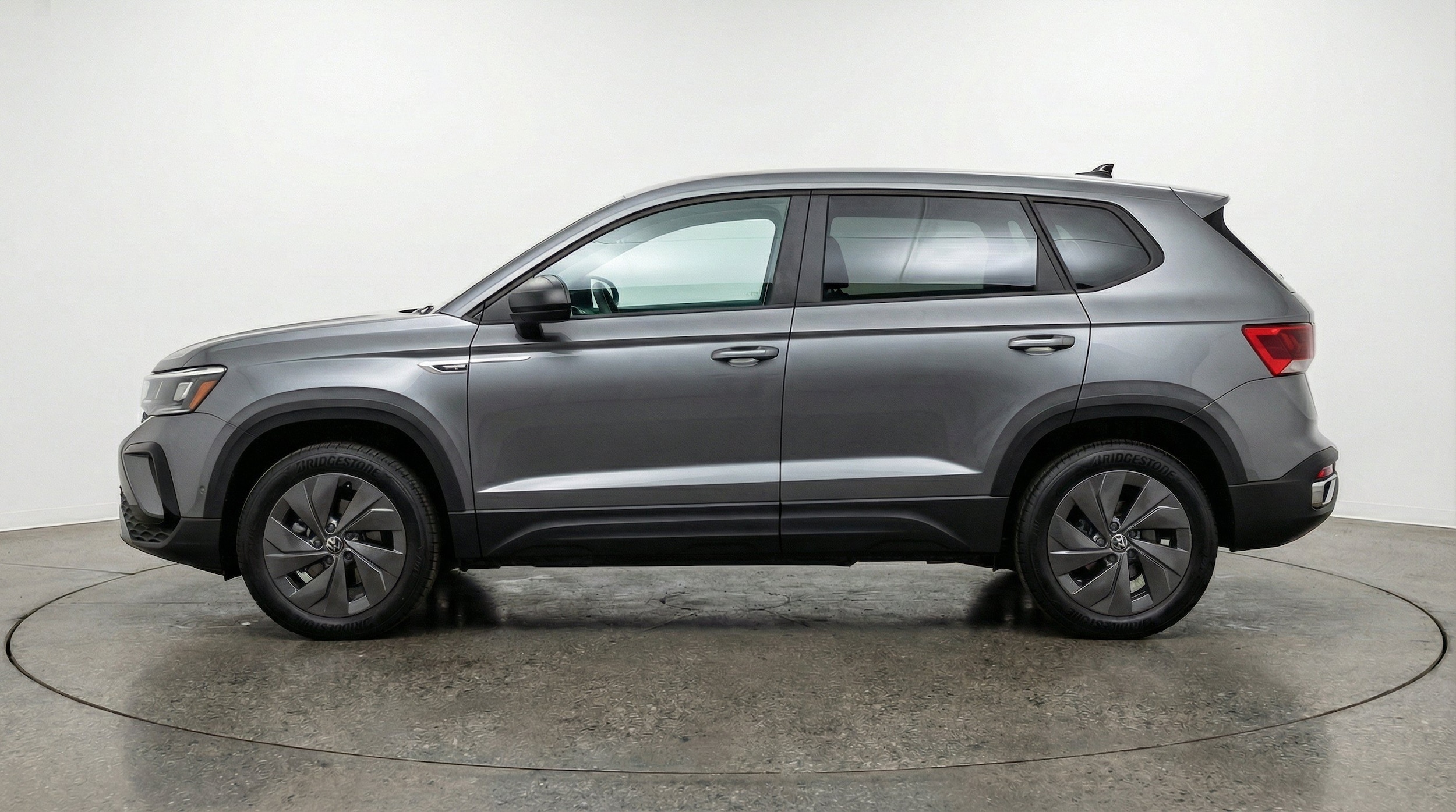Thumbnail: 2026 Volkswagen Taos - 5