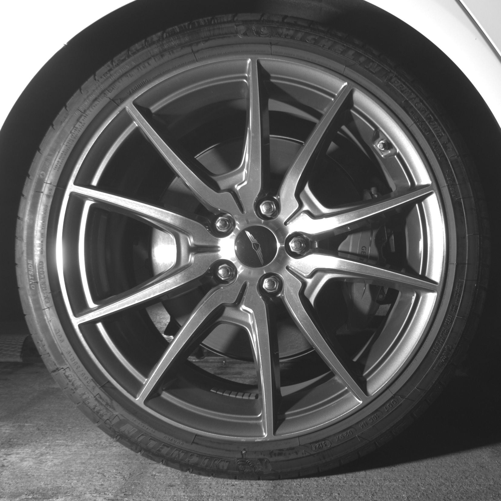 Thumbnail: 2025 Genesis G70 - 12