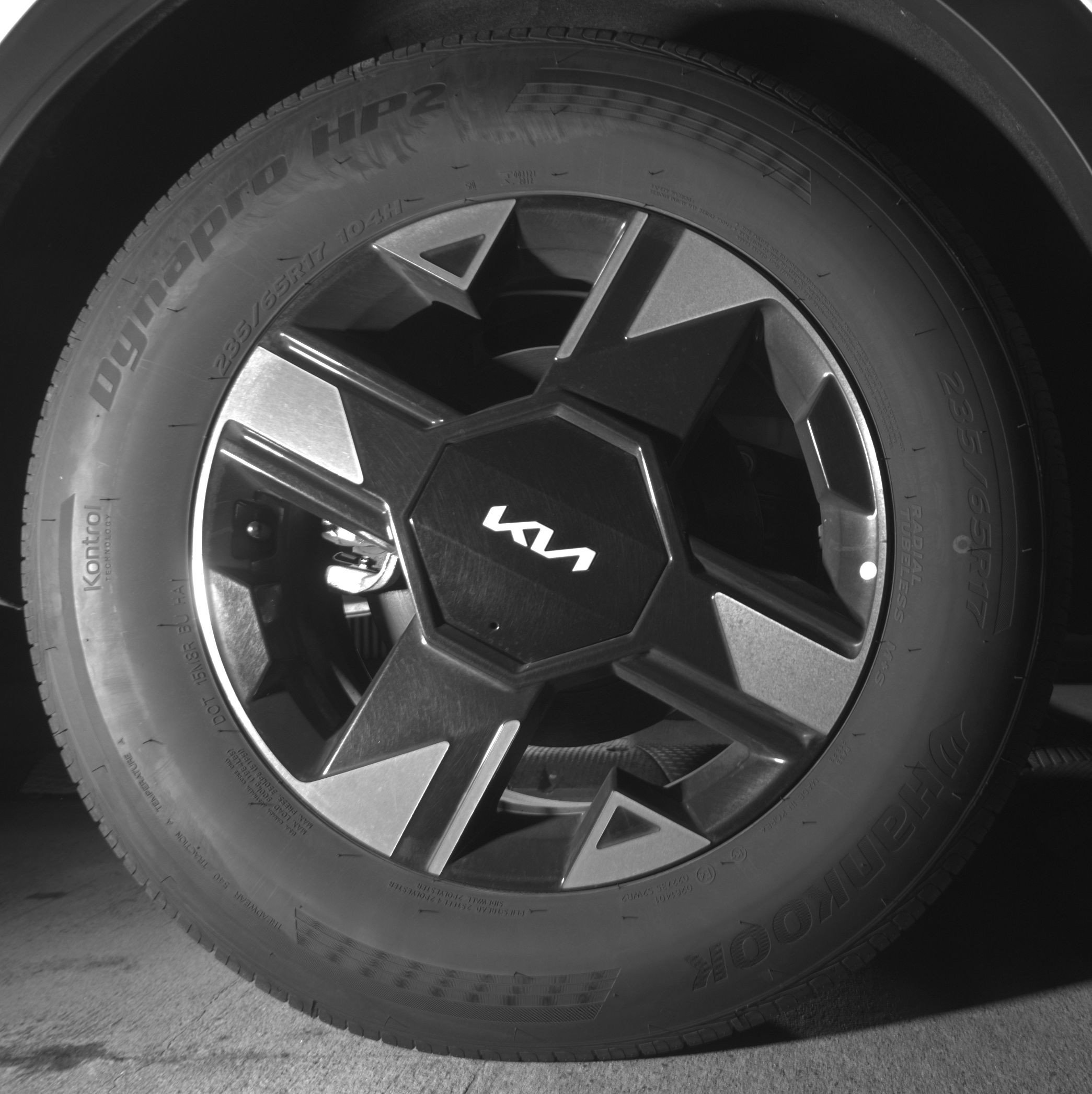 Thumbnail: 2026 Kia Sportage - 15