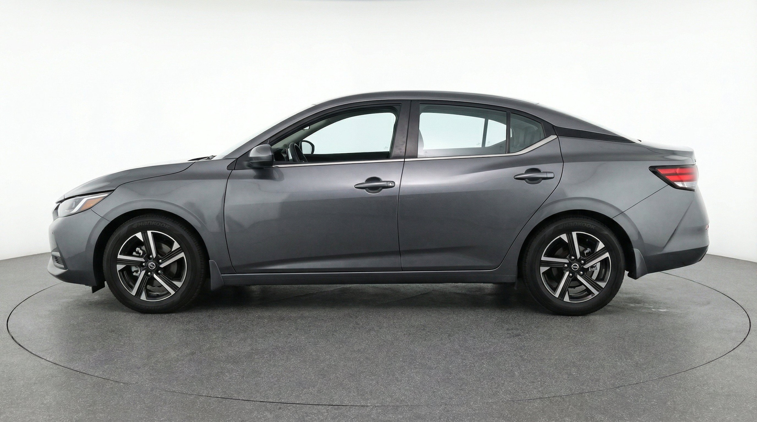 Thumbnail: 2025 Nissan Sentra - 5