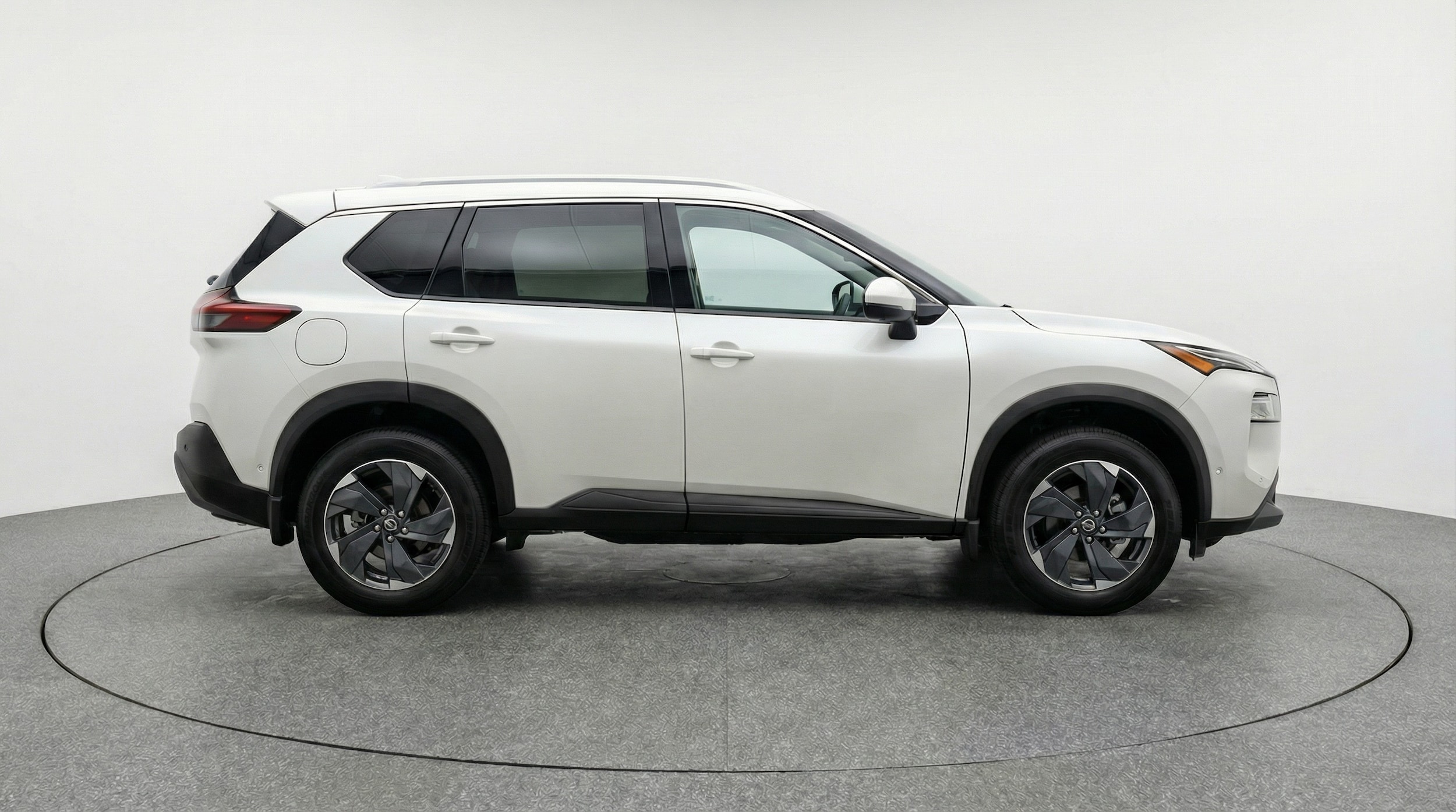 Thumbnail: 2025 Nissan Rogue - 8