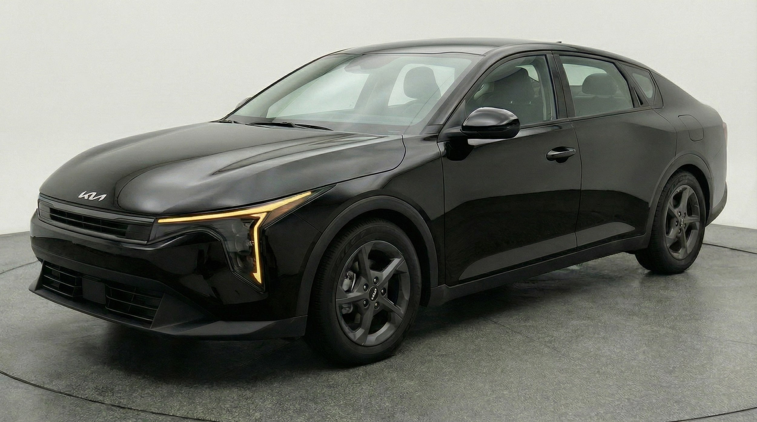 Thumbnail: 2025 Kia K4 - 3