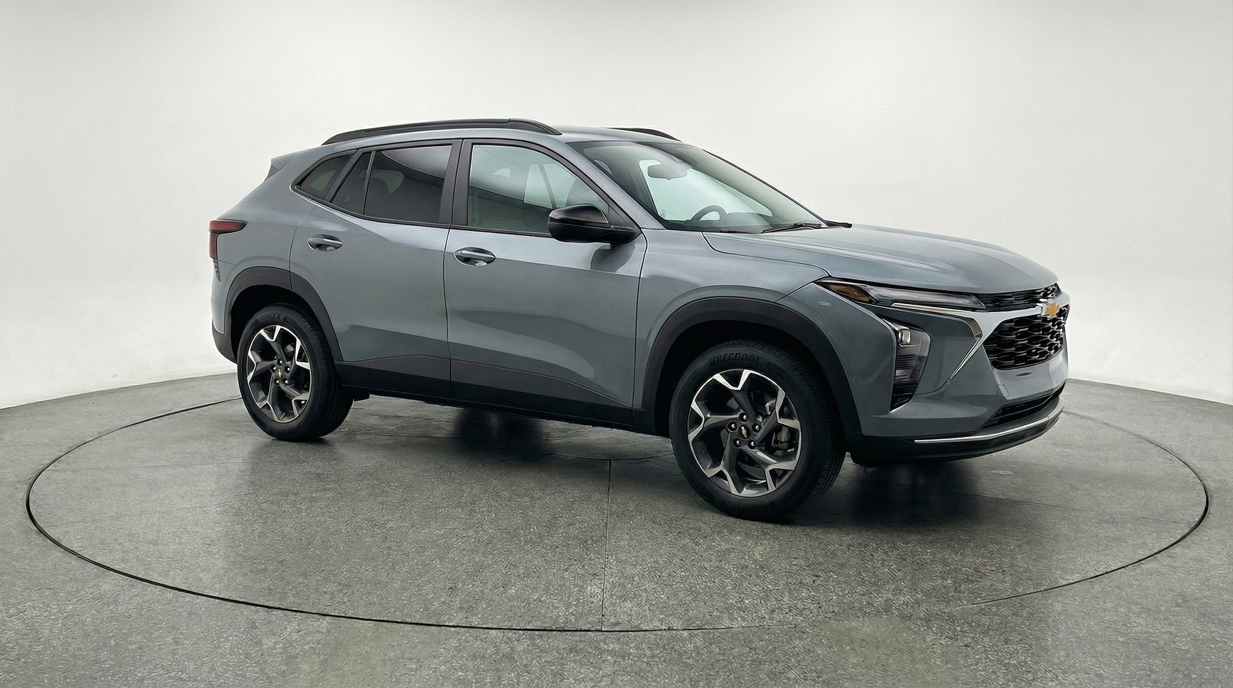 Thumbnail: 2025 Chevrolet Trax - 1