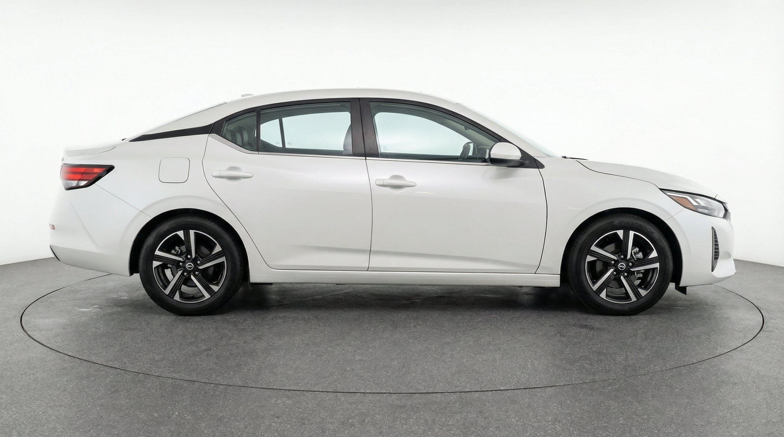 Thumbnail: 2025 Nissan Sentra - 11