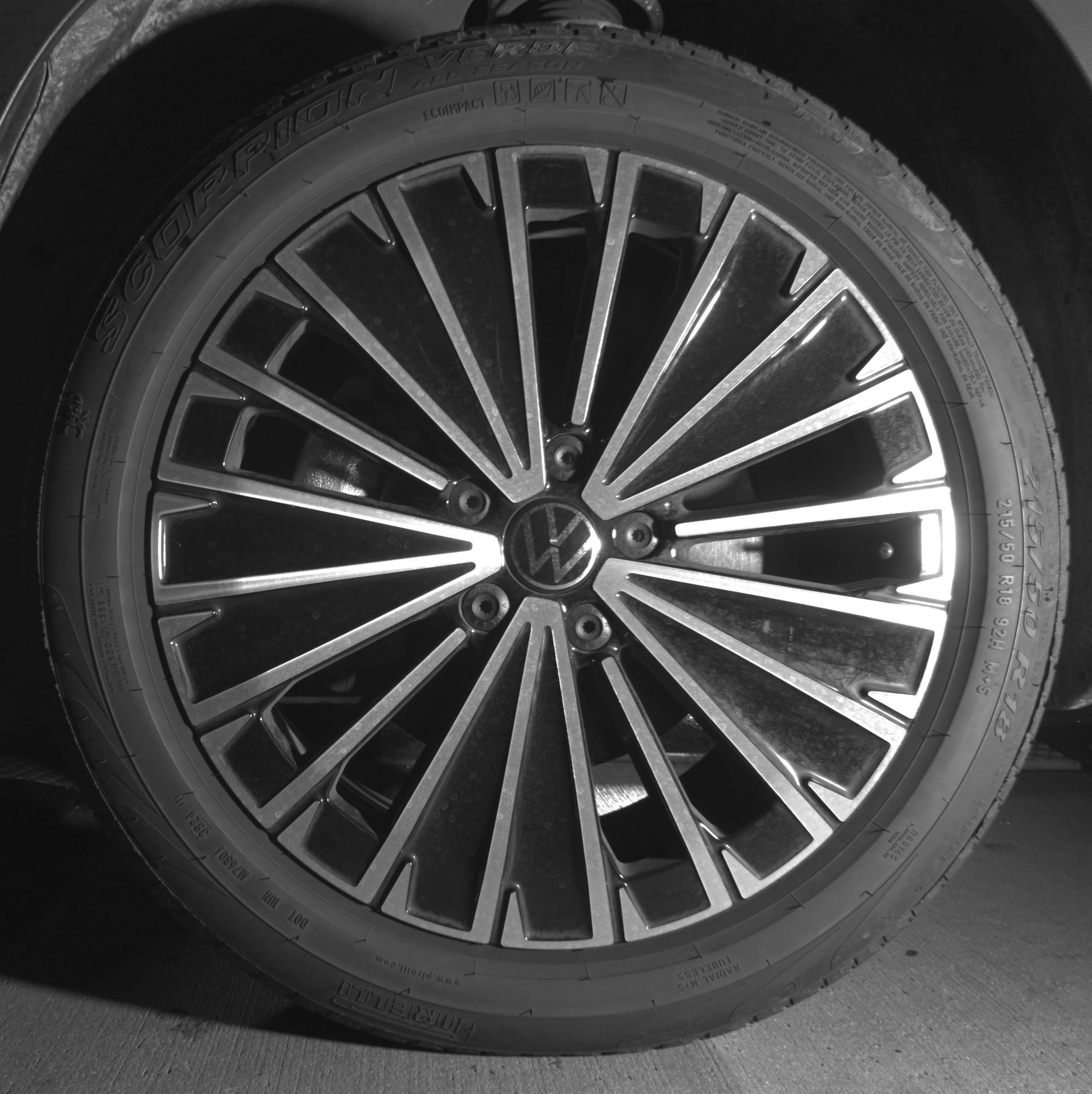 Thumbnail: 2025 Volkswagen Taos - 9