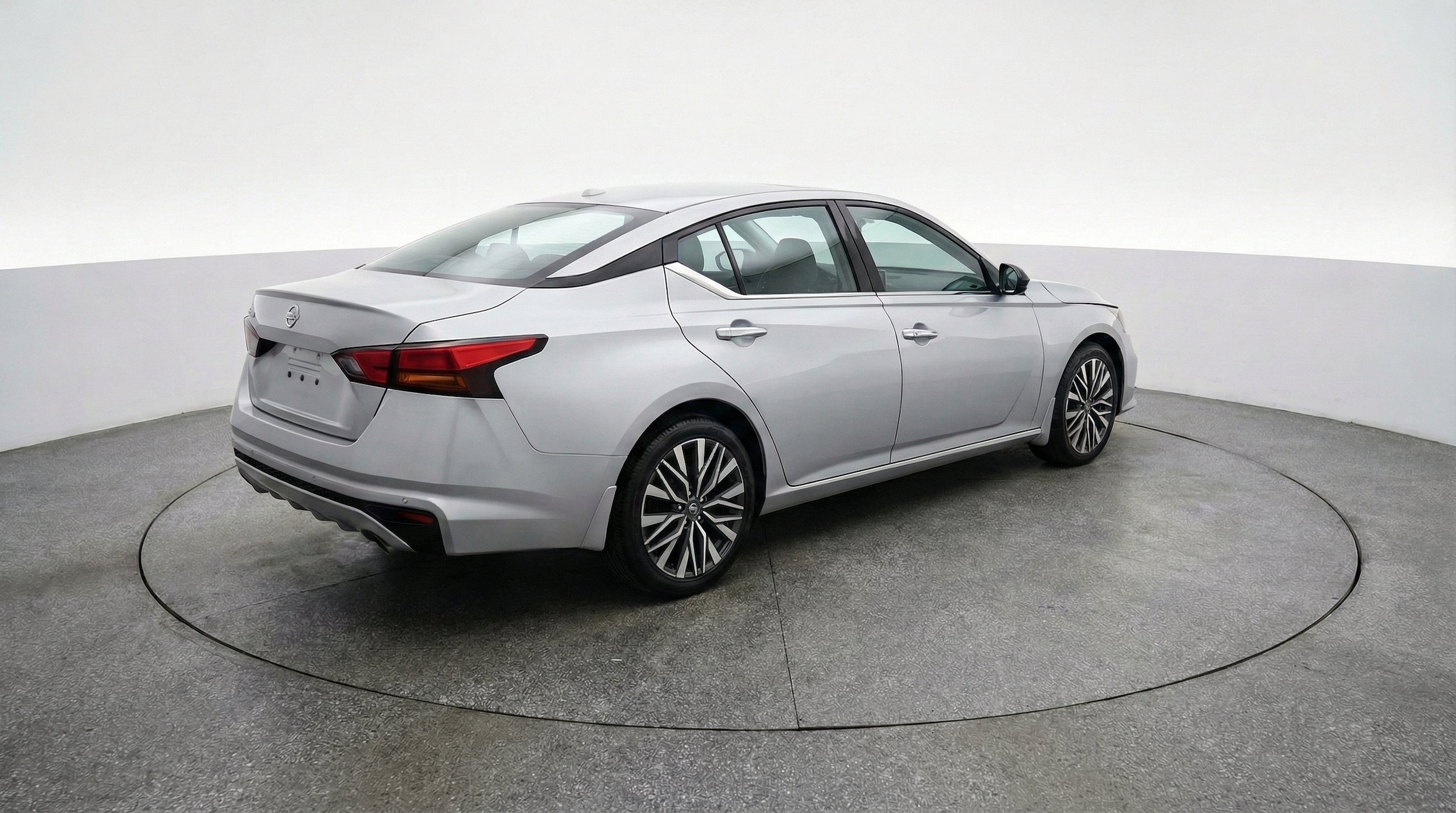 Thumbnail: 2025 Nissan Altima - 9