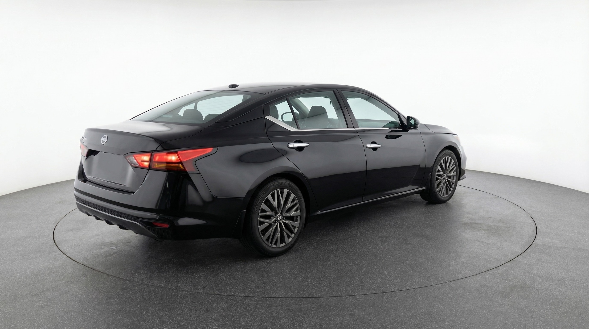 Thumbnail: 2025 Nissan Altima - 7