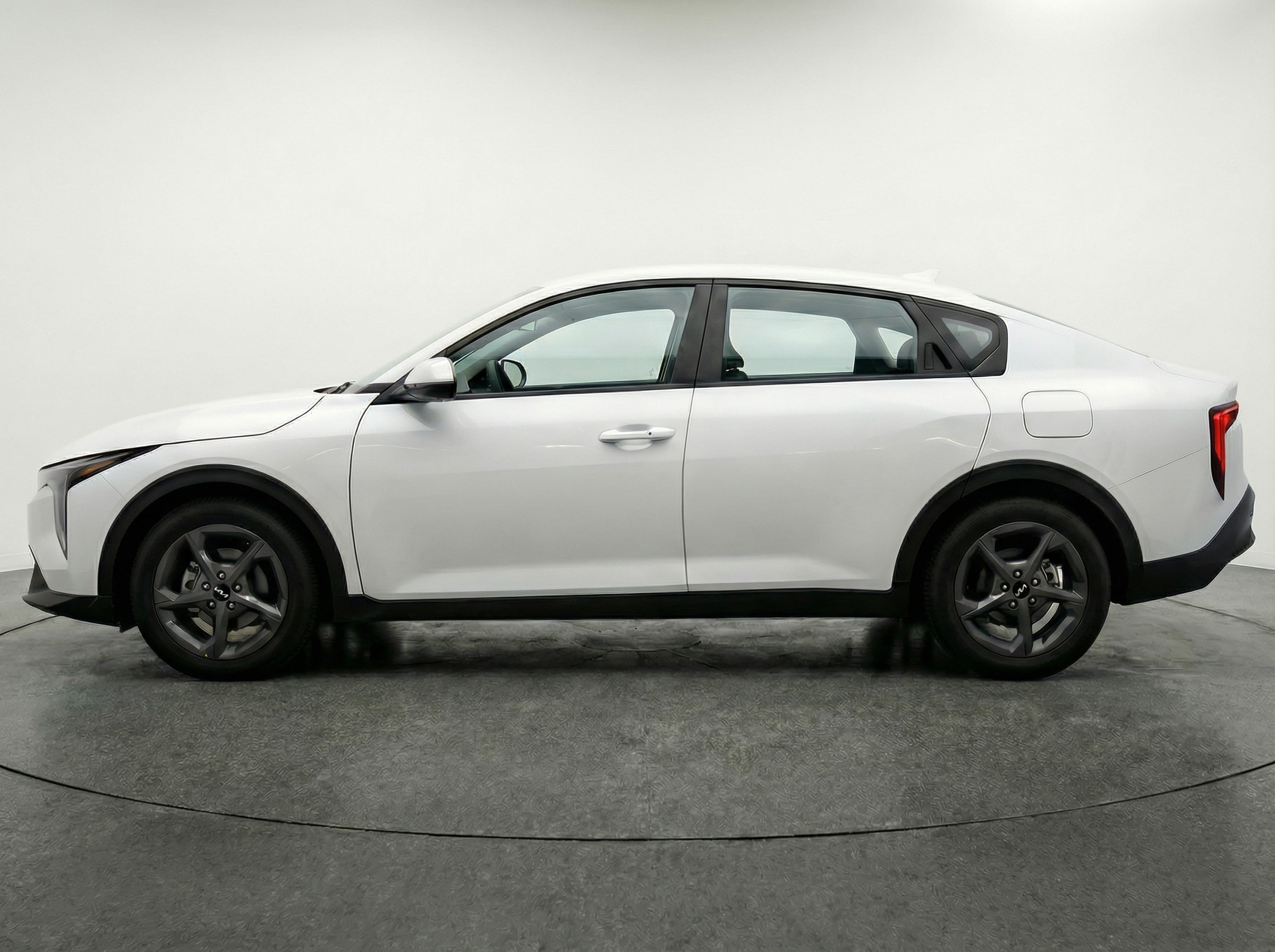 Thumbnail: 2025 Kia K4 - 4