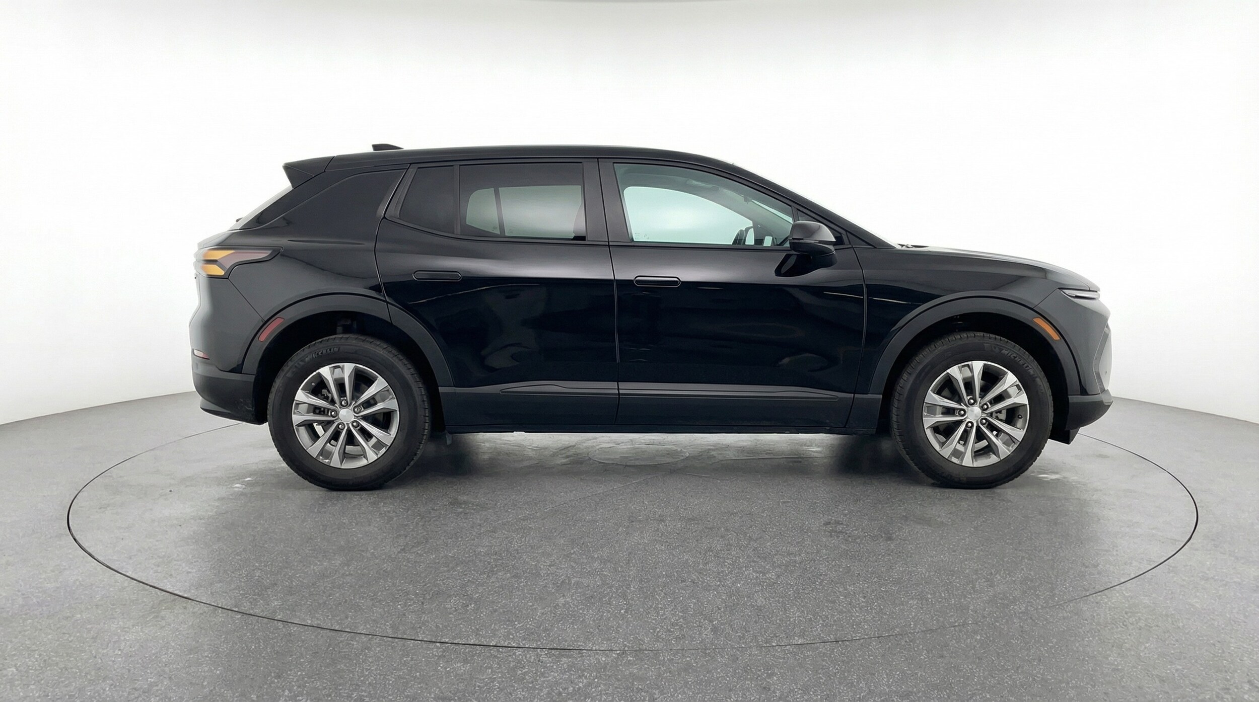 Thumbnail: 2025 Chevrolet Equinox - 8