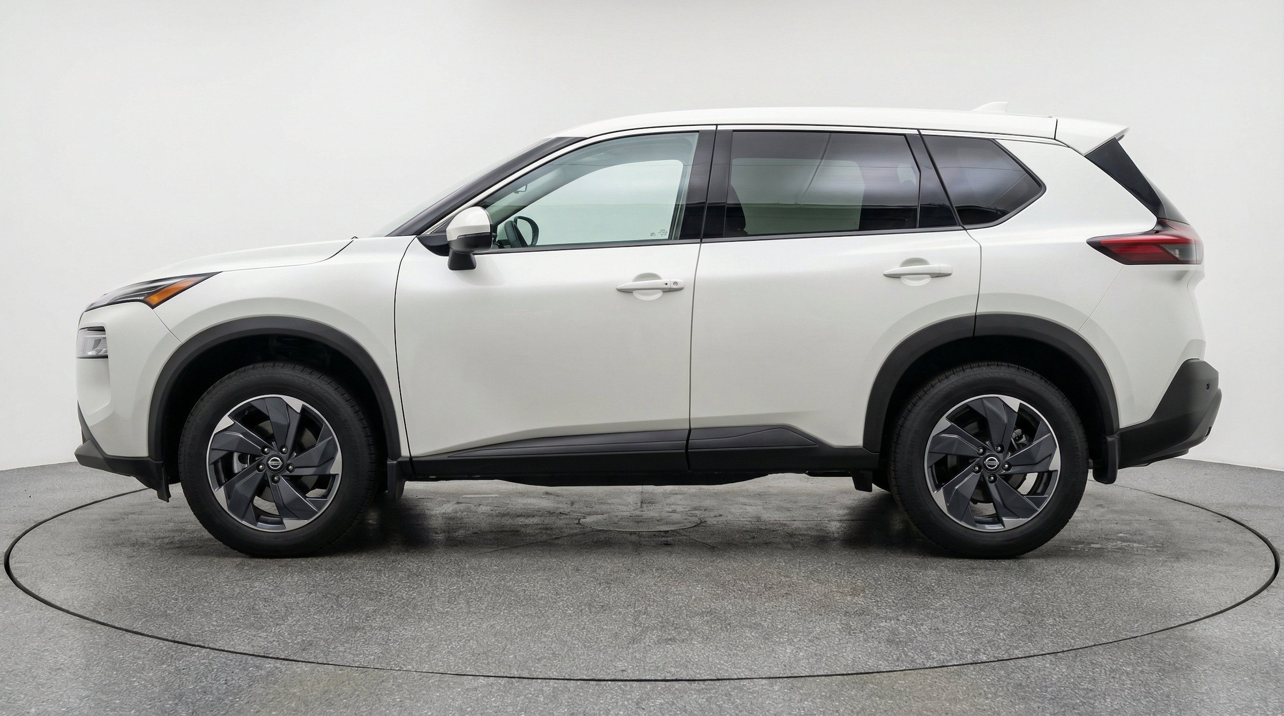 Thumbnail: 2025 Nissan Rogue - 5